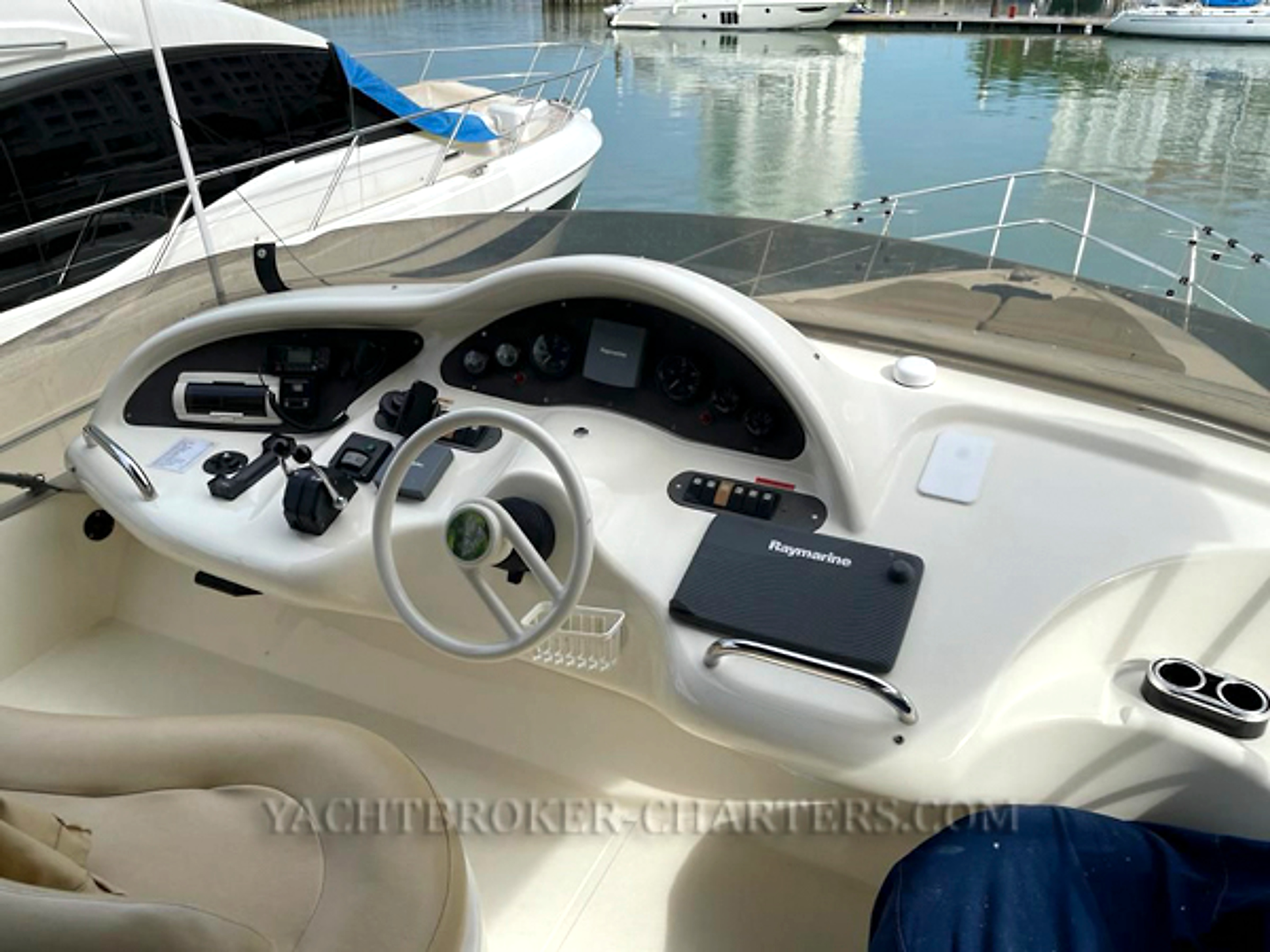 2002 Azimut 46 for sale (photo 16)