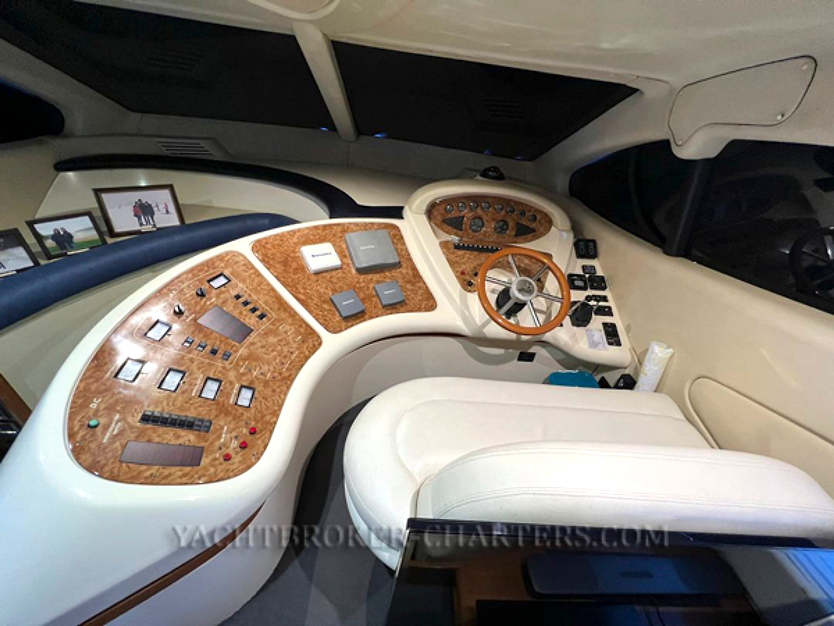 2002 Azimut 46 for sale (photo 17)