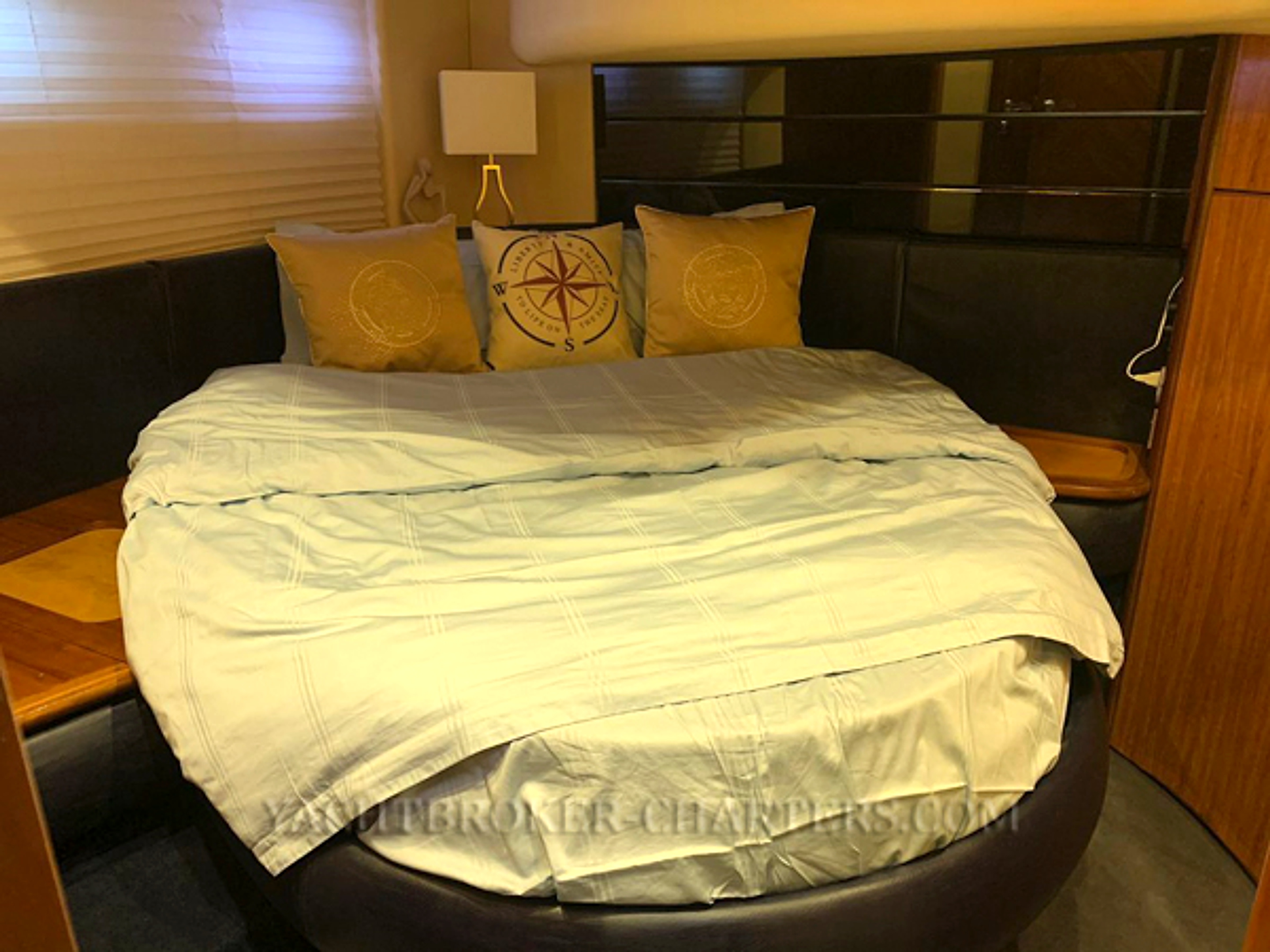 2002 Azimut 46 for sale (photo 18)