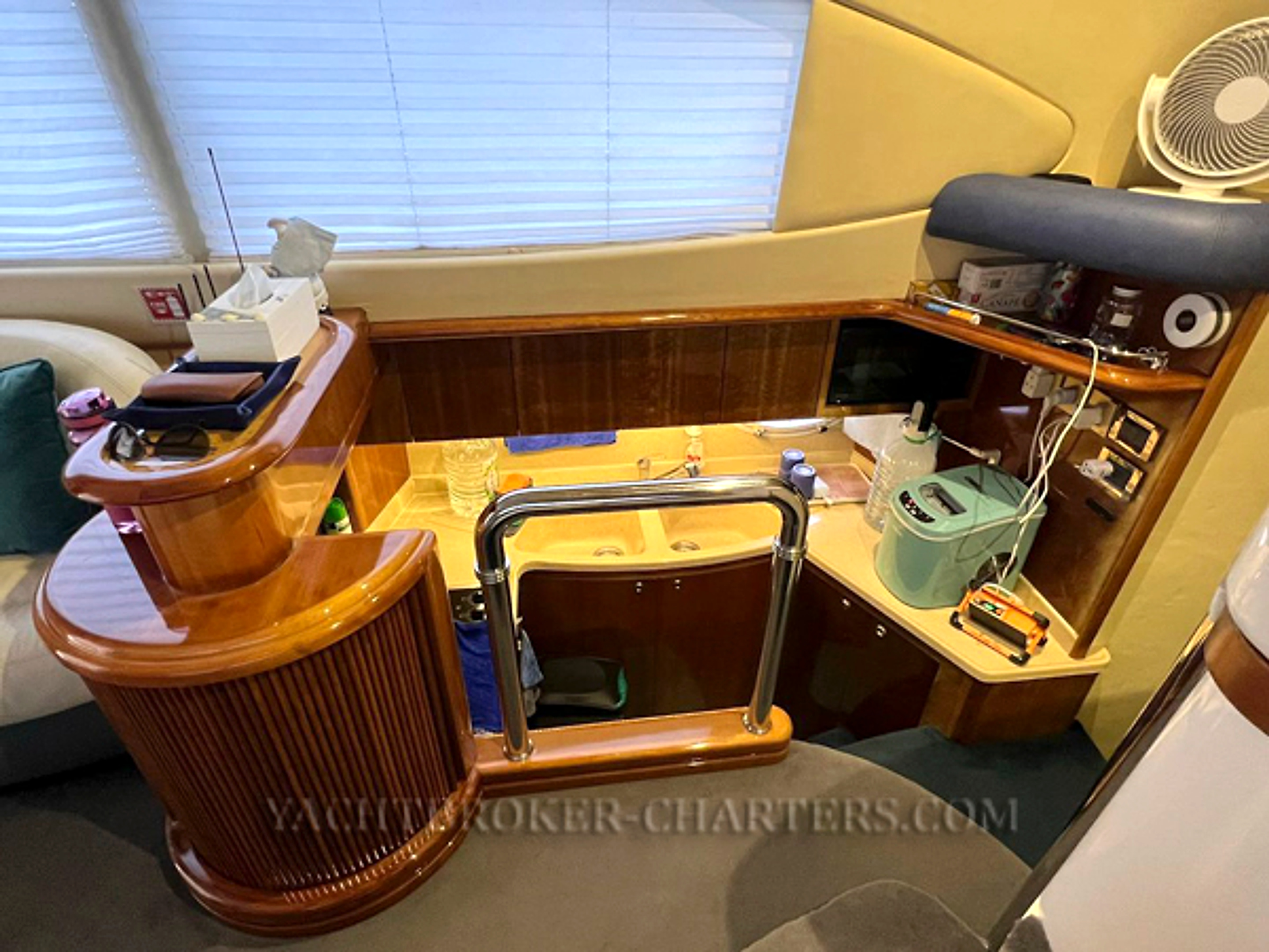 2002 Azimut 46 for sale (photo 20)