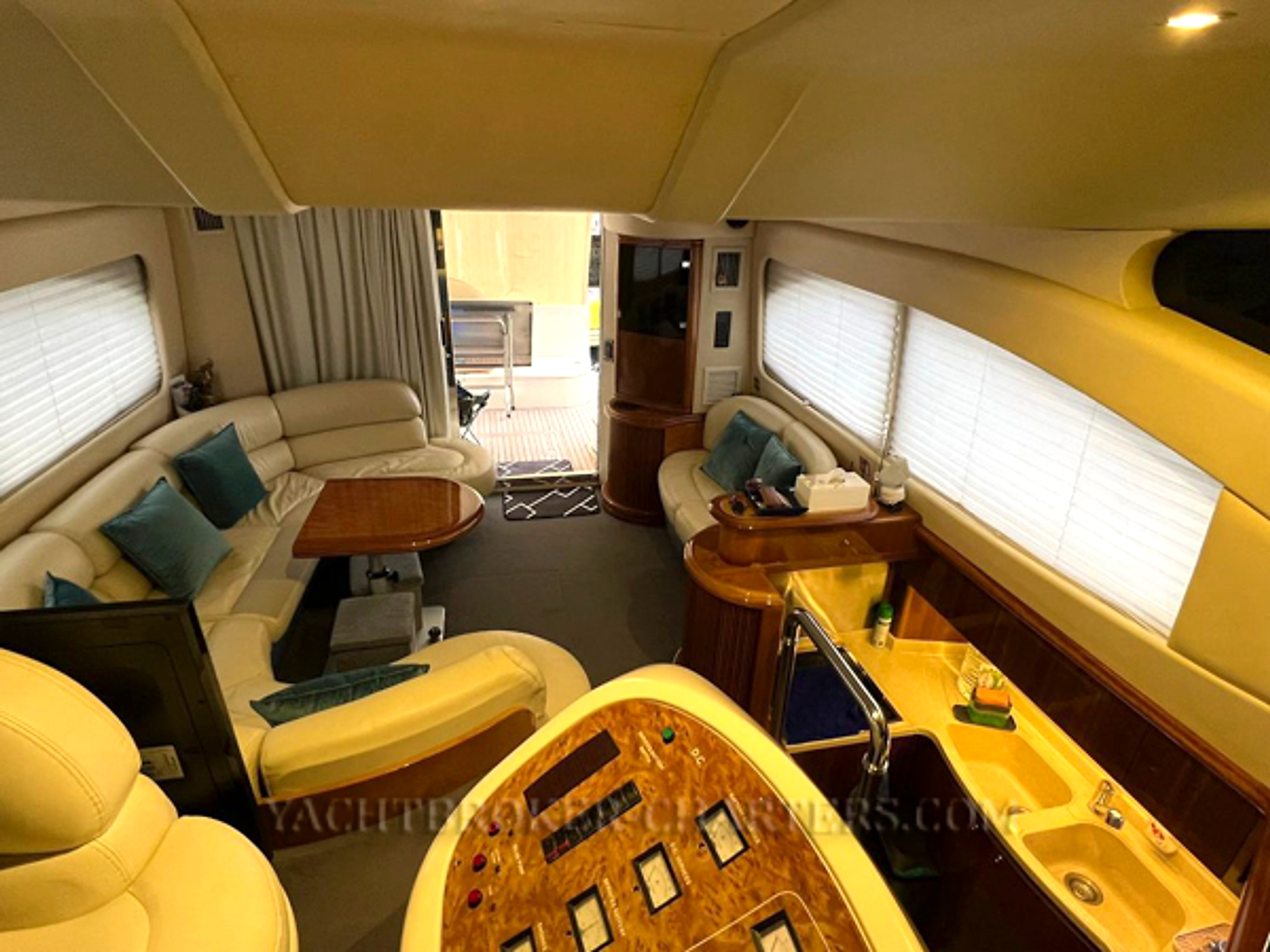 2002 Azimut 46 for sale (photo 24)