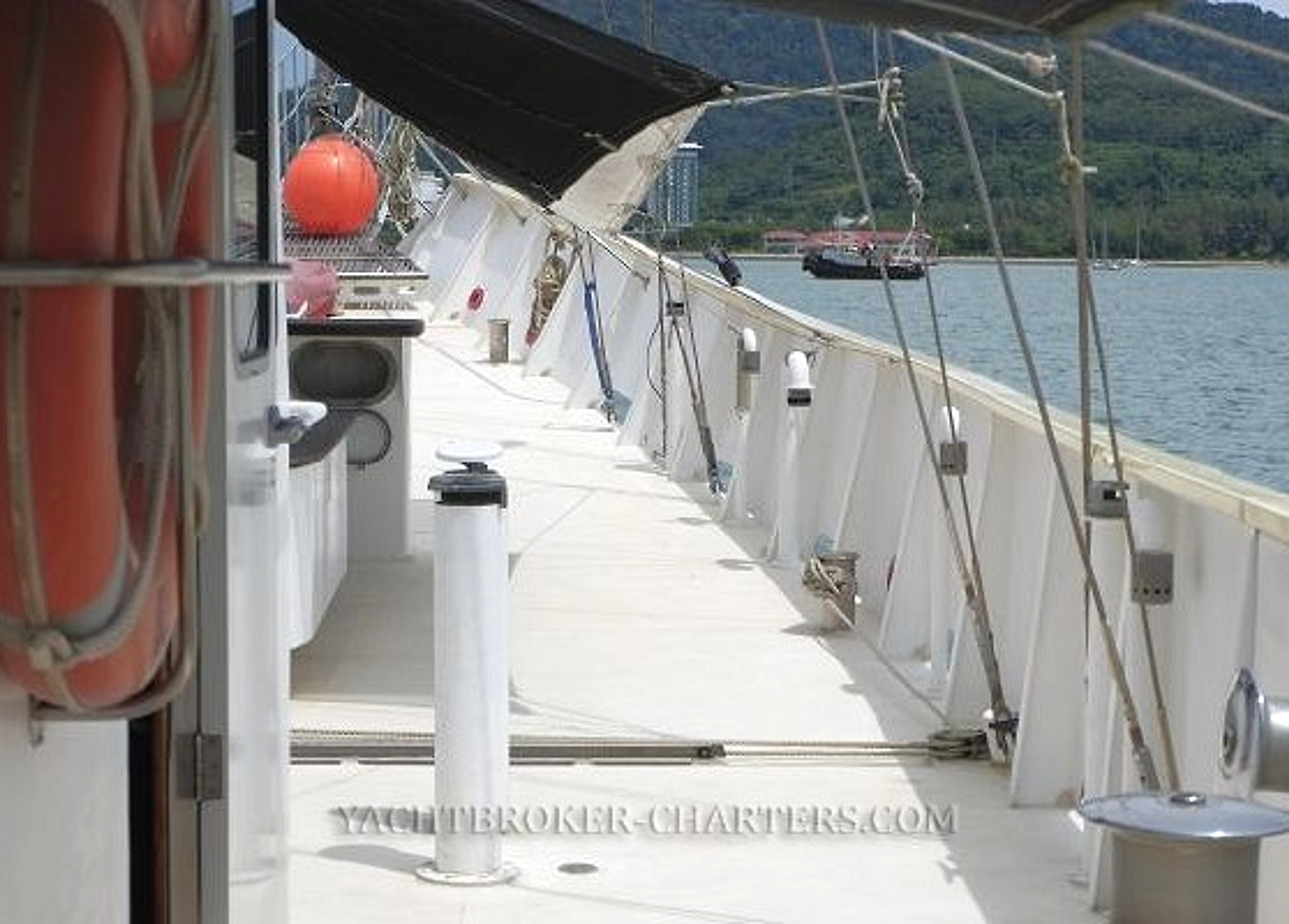 1986 Custom Schooner 85' à vendre (photo 8)