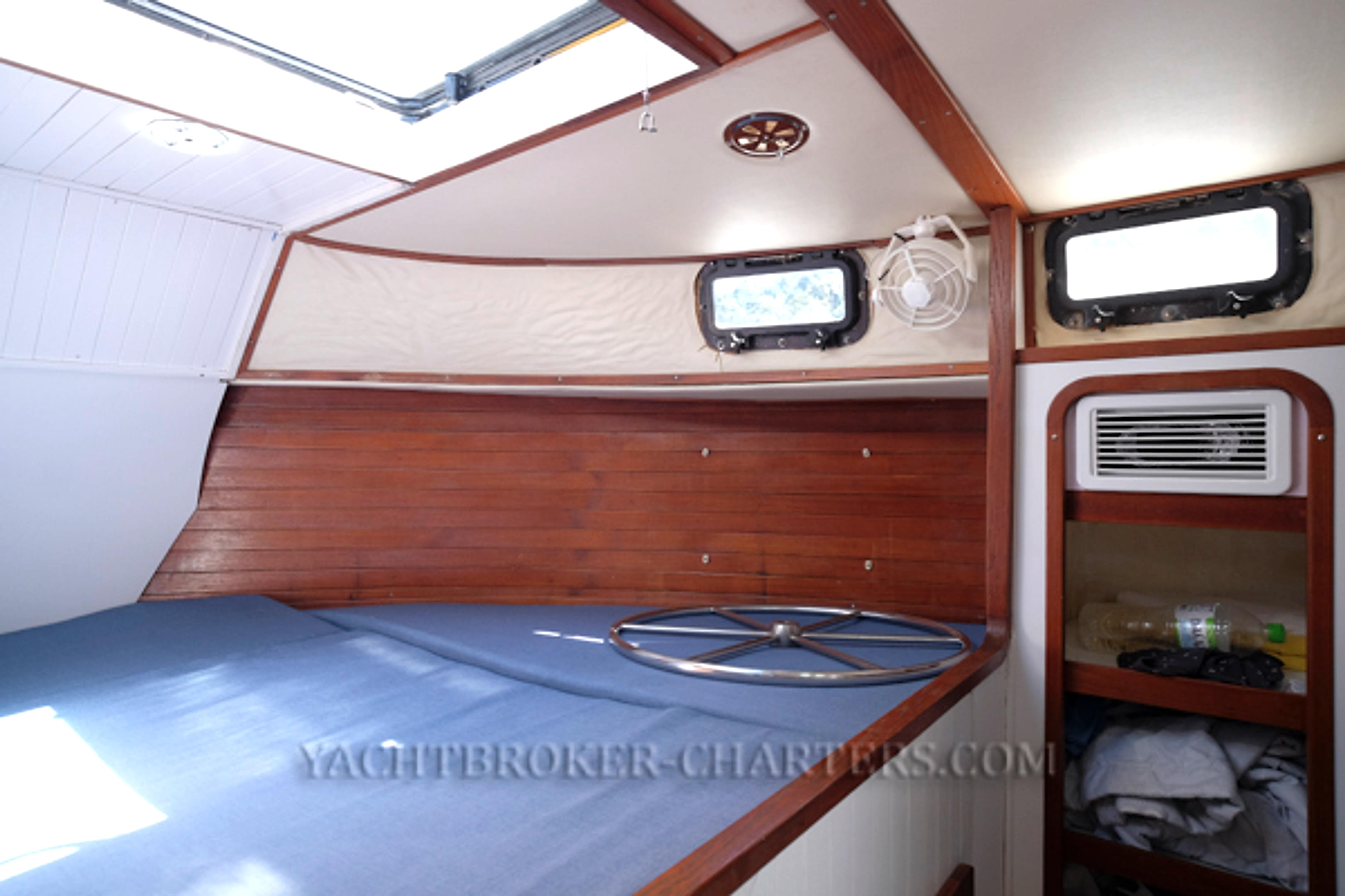 1981 Corbin 39 for sale (photo 41)