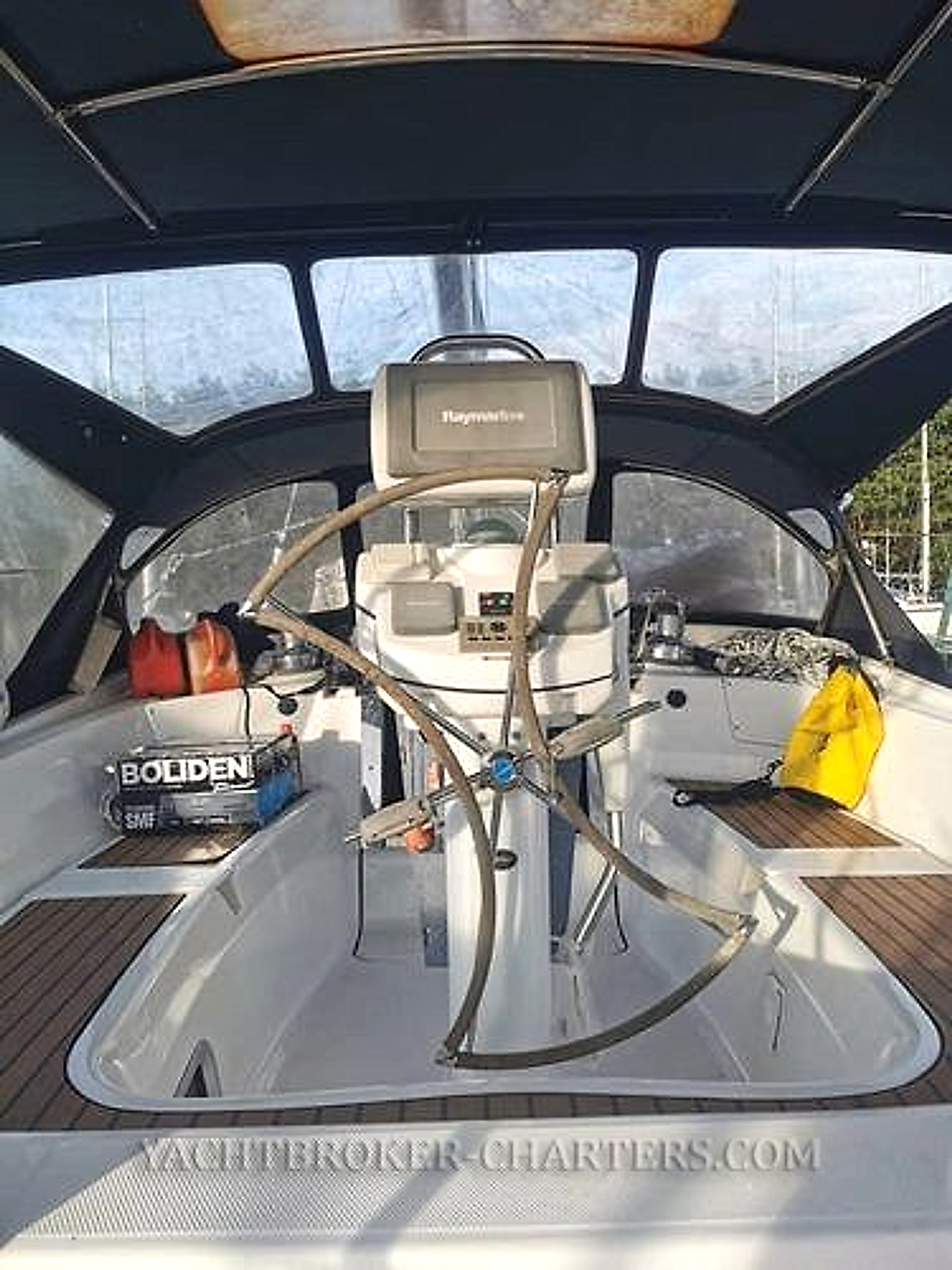 2008 Hunter 41 Deck Saloon for sale (photo 24)