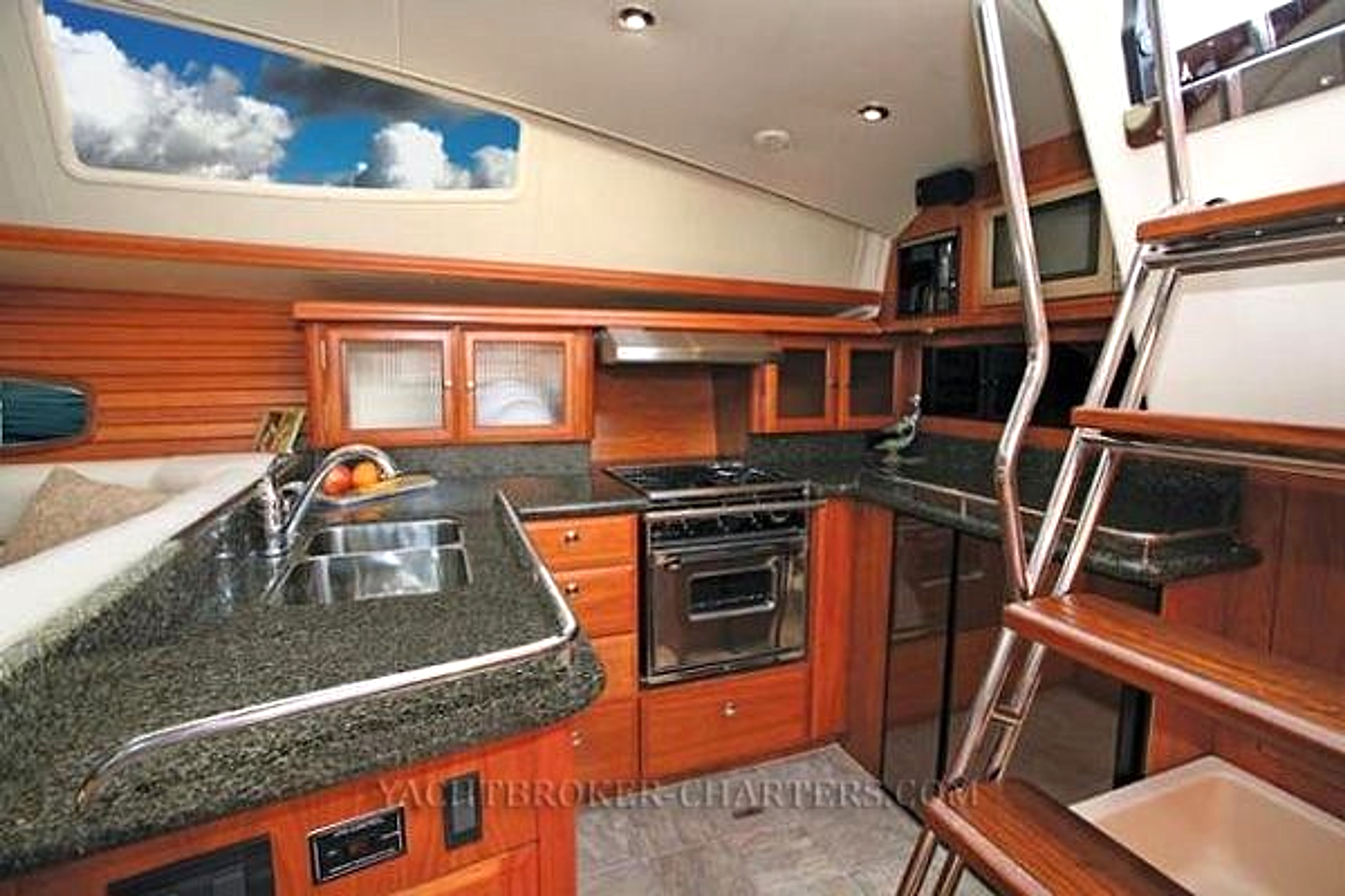 2008 Hunter 41 Deck Saloon for sale (photo 29)