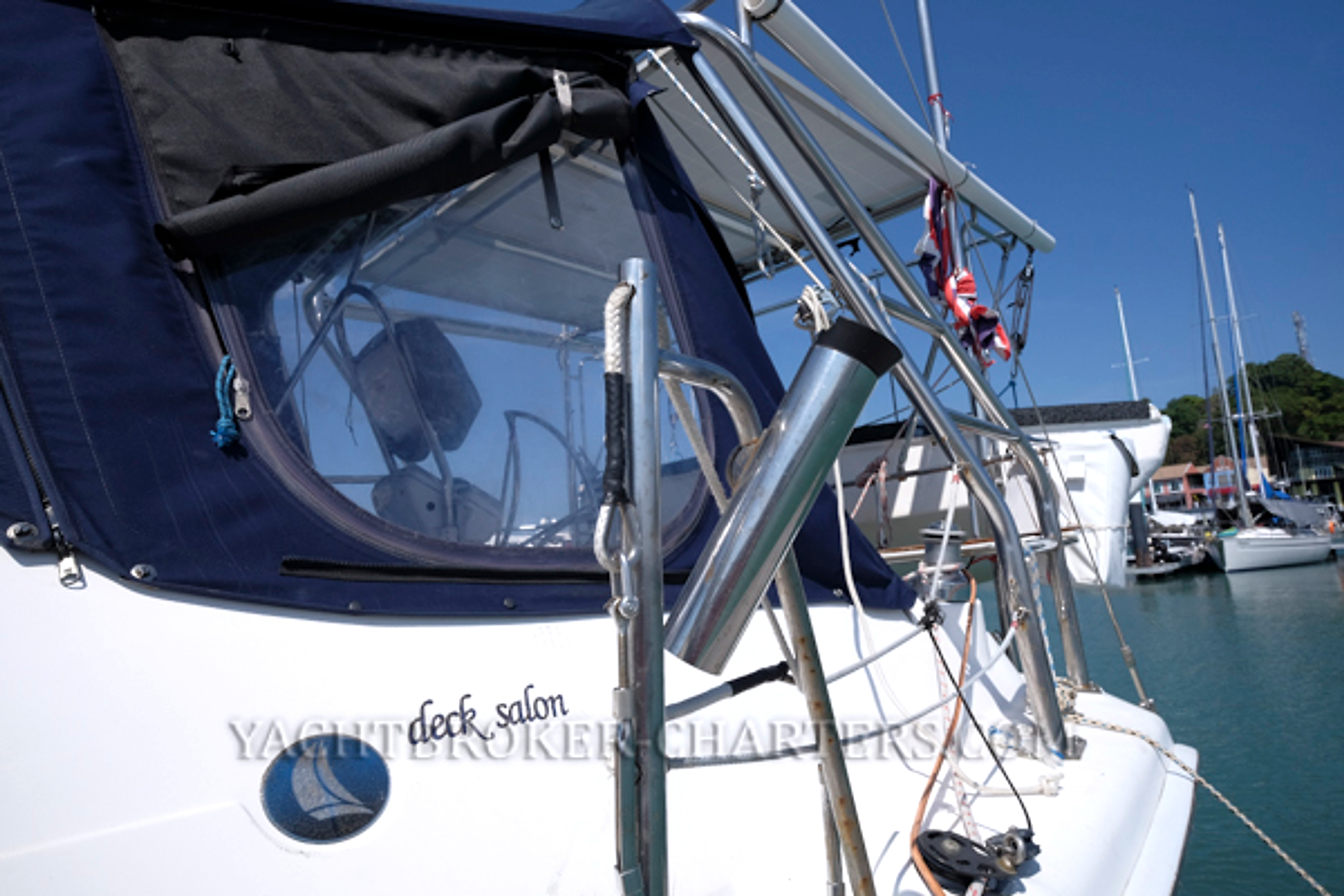 2008 Hunter 41 Deck Saloon for sale (photo 15)