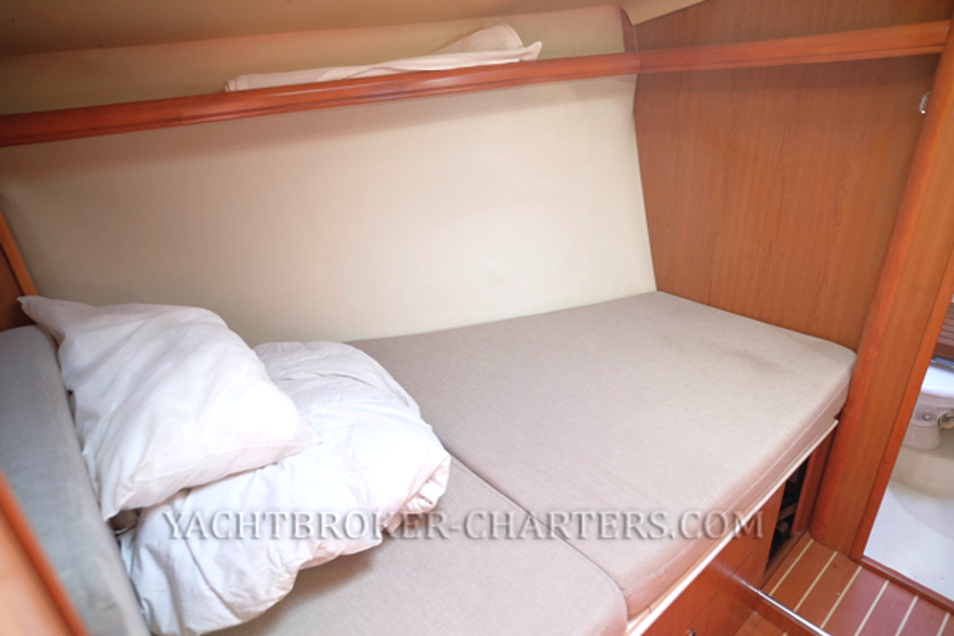 2008 Hunter 41 Deck Saloon for sale (photo 50)