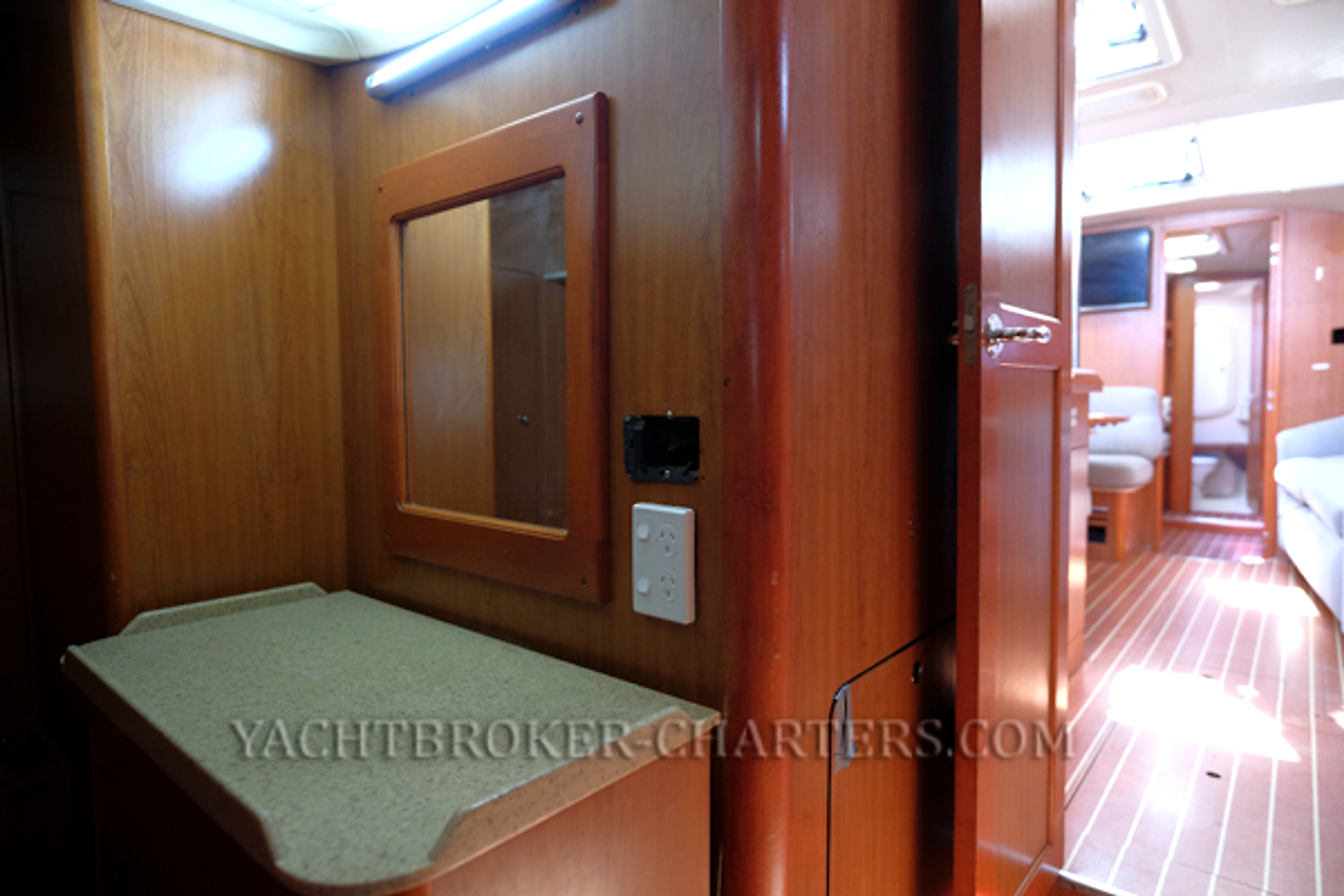 2008 Hunter 41 Deck Saloon for sale (photo 85)