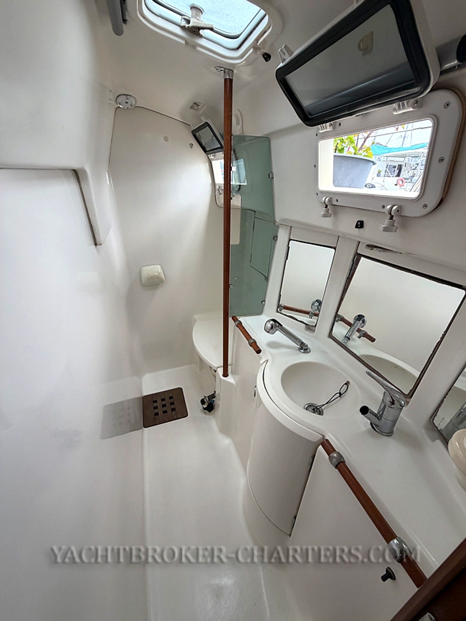 1998 Beneteau Oceanis Clipper 40 CC in vendita (photo 18)