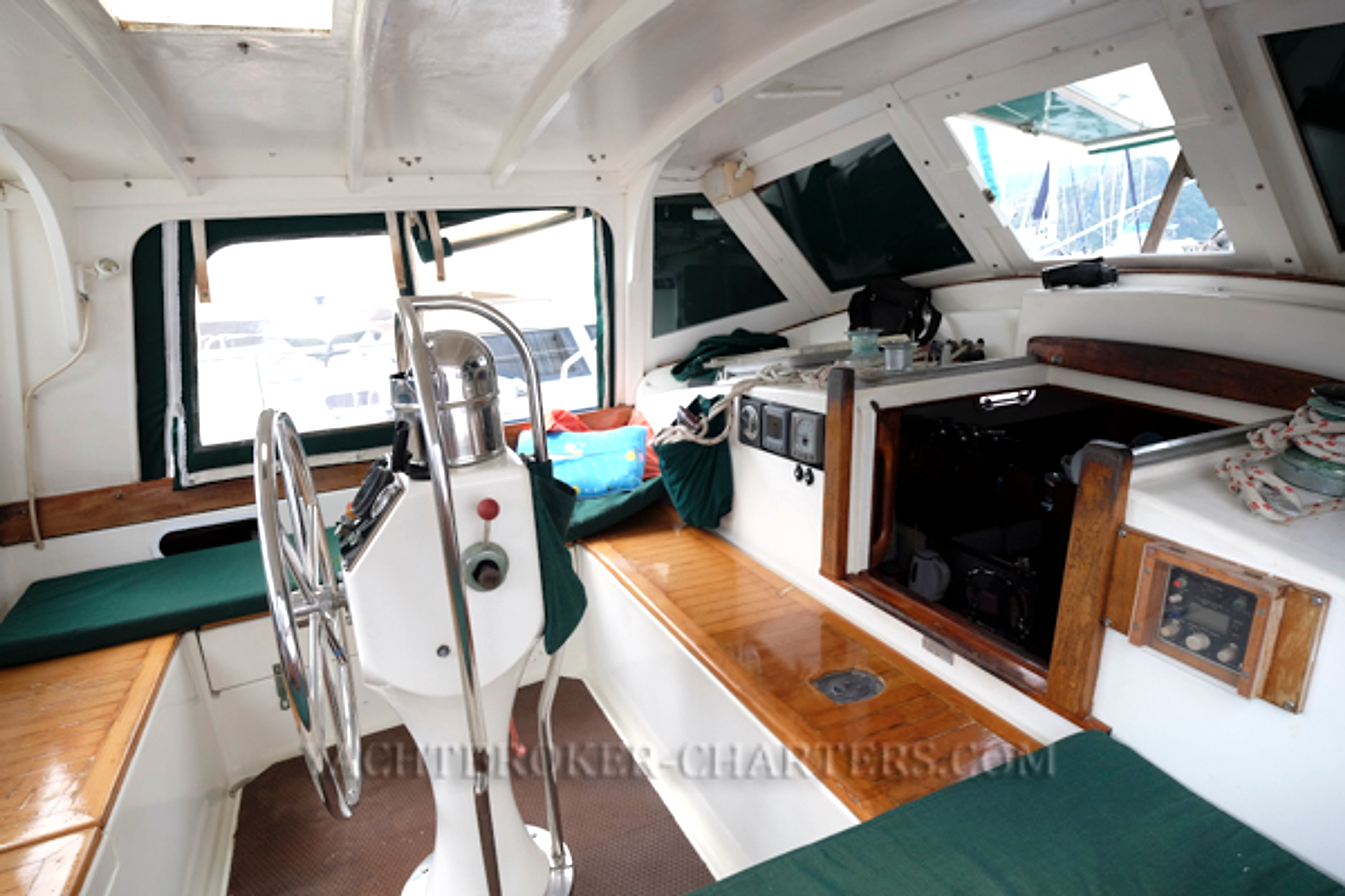 1981 Whitby 42 zu verkaufen (photo 8)
