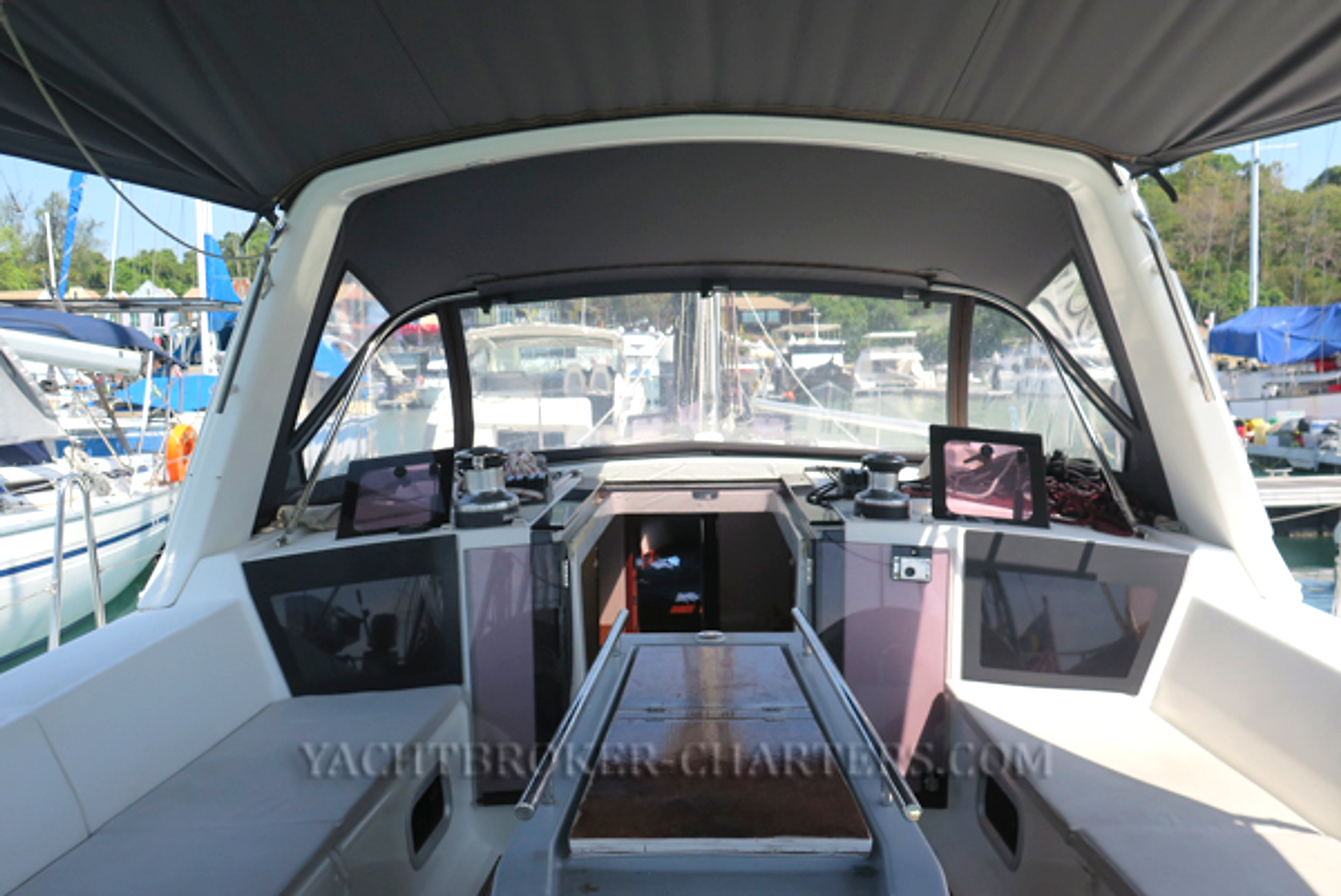 2012 Beneteau Oceanis 41 à vendre (photo 3)