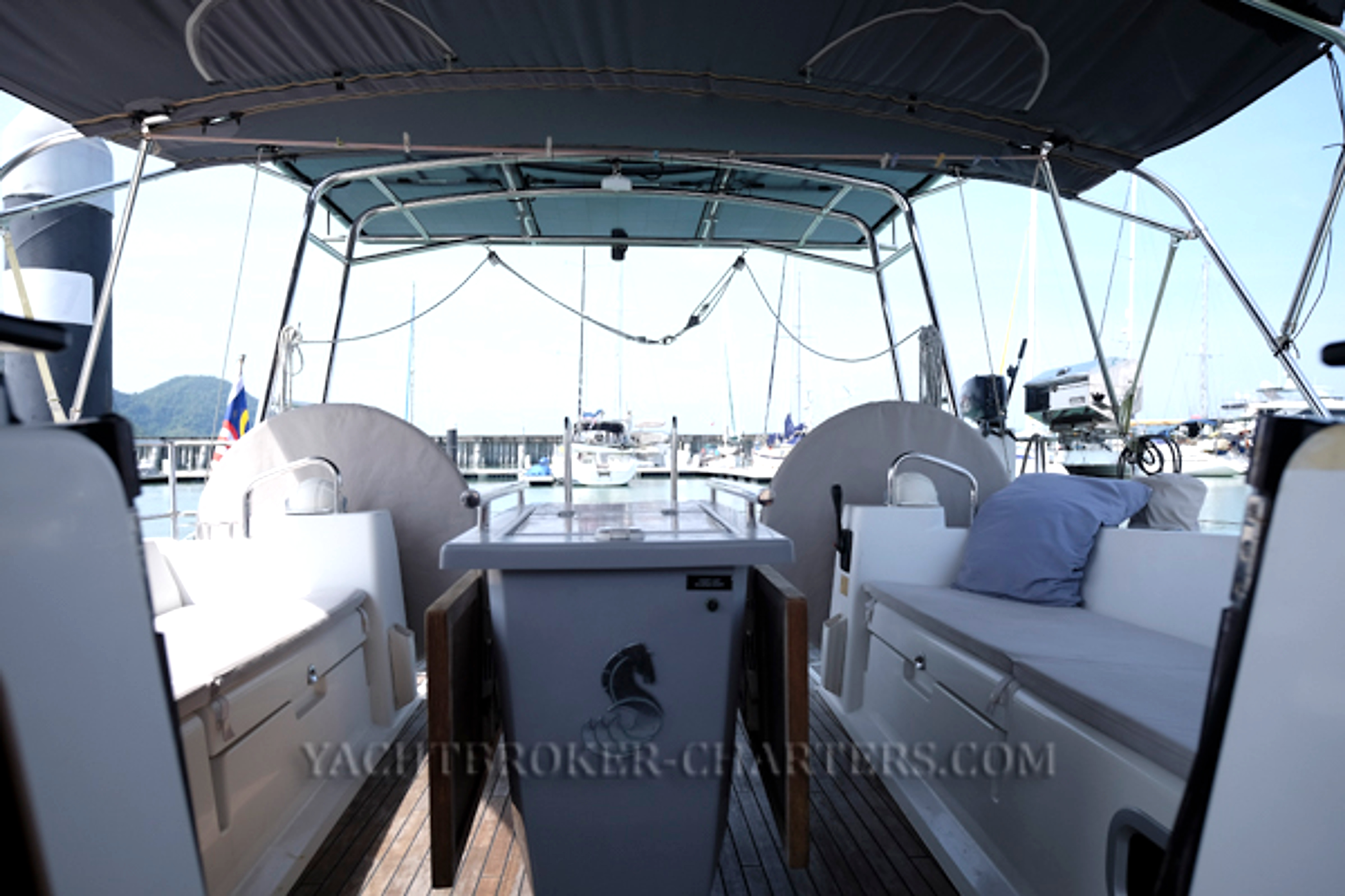 2012 Beneteau Oceanis 41 à vendre (photo 37)