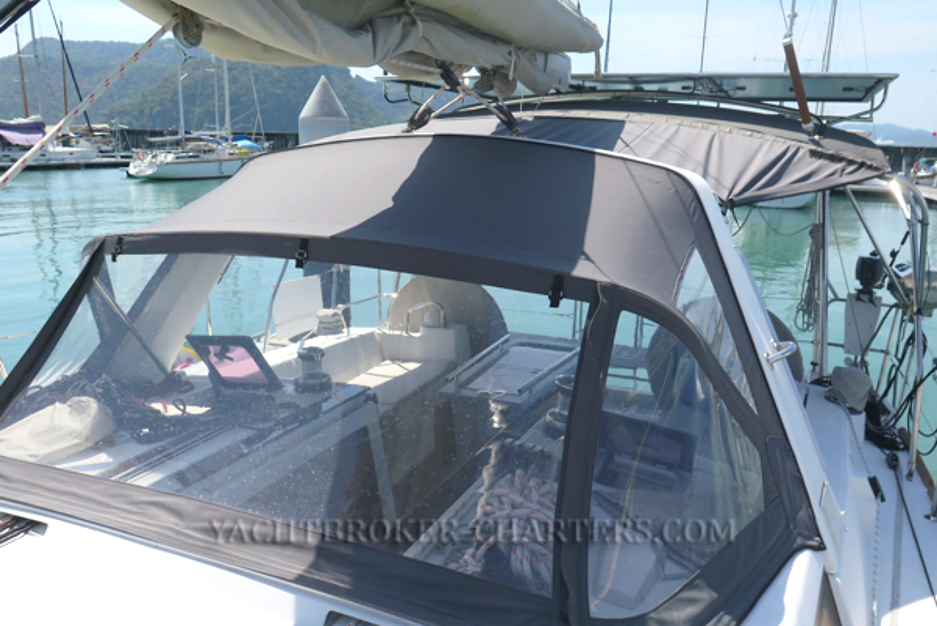 2012 Beneteau Oceanis 41 à vendre (photo 38)