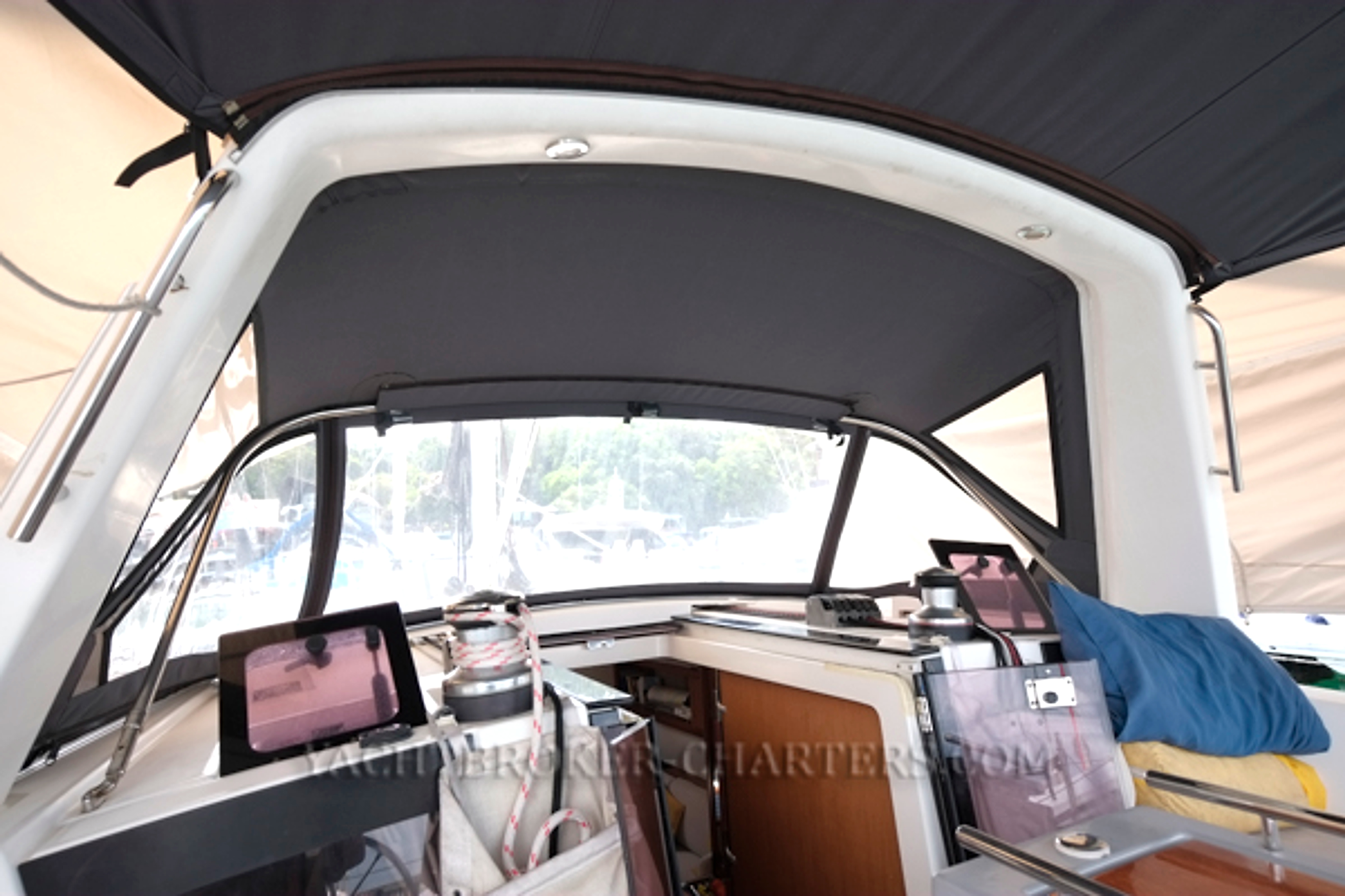 2012 Beneteau Oceanis 41 à vendre (photo 42)