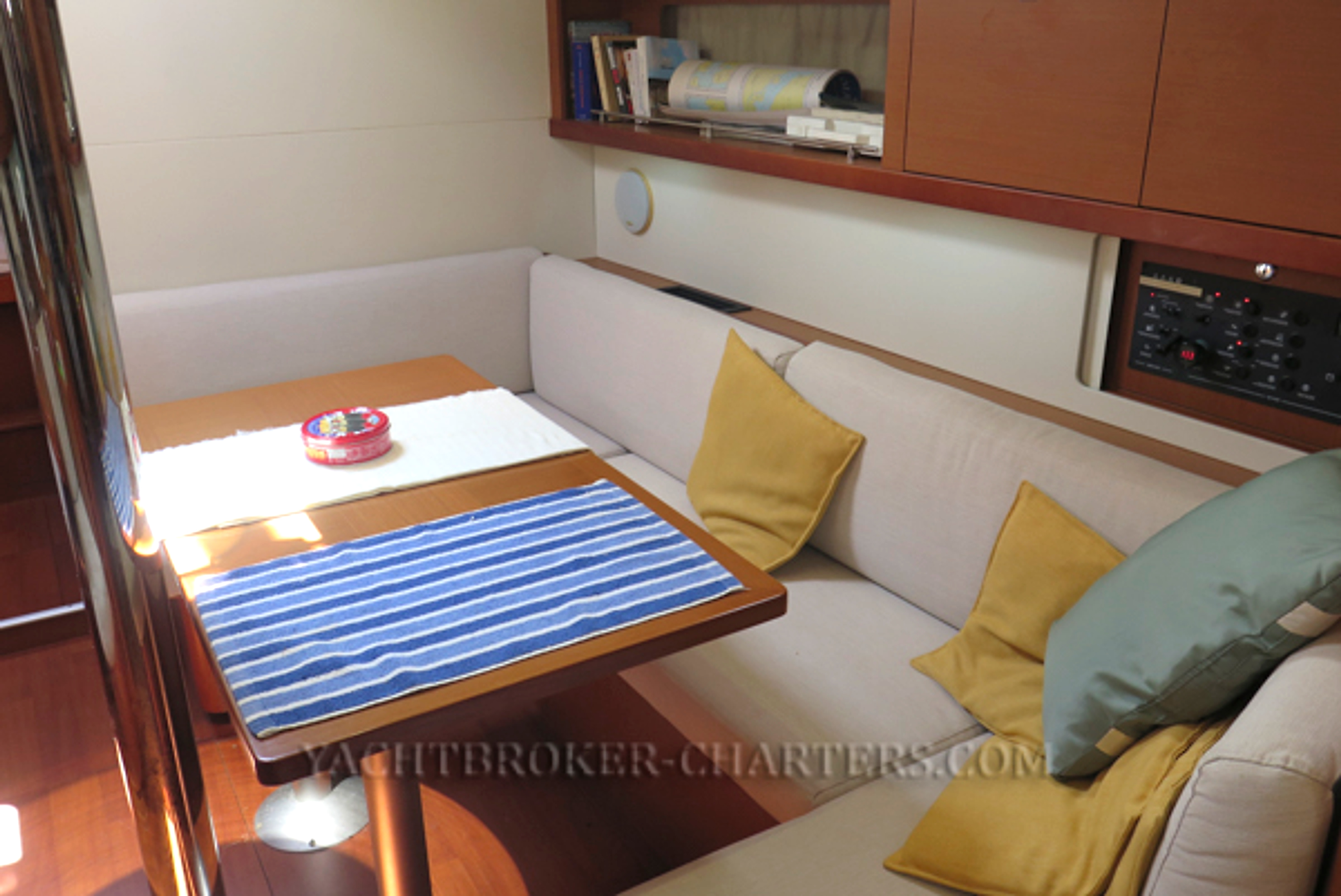 2012 Beneteau Oceanis 41 à vendre (photo 91)