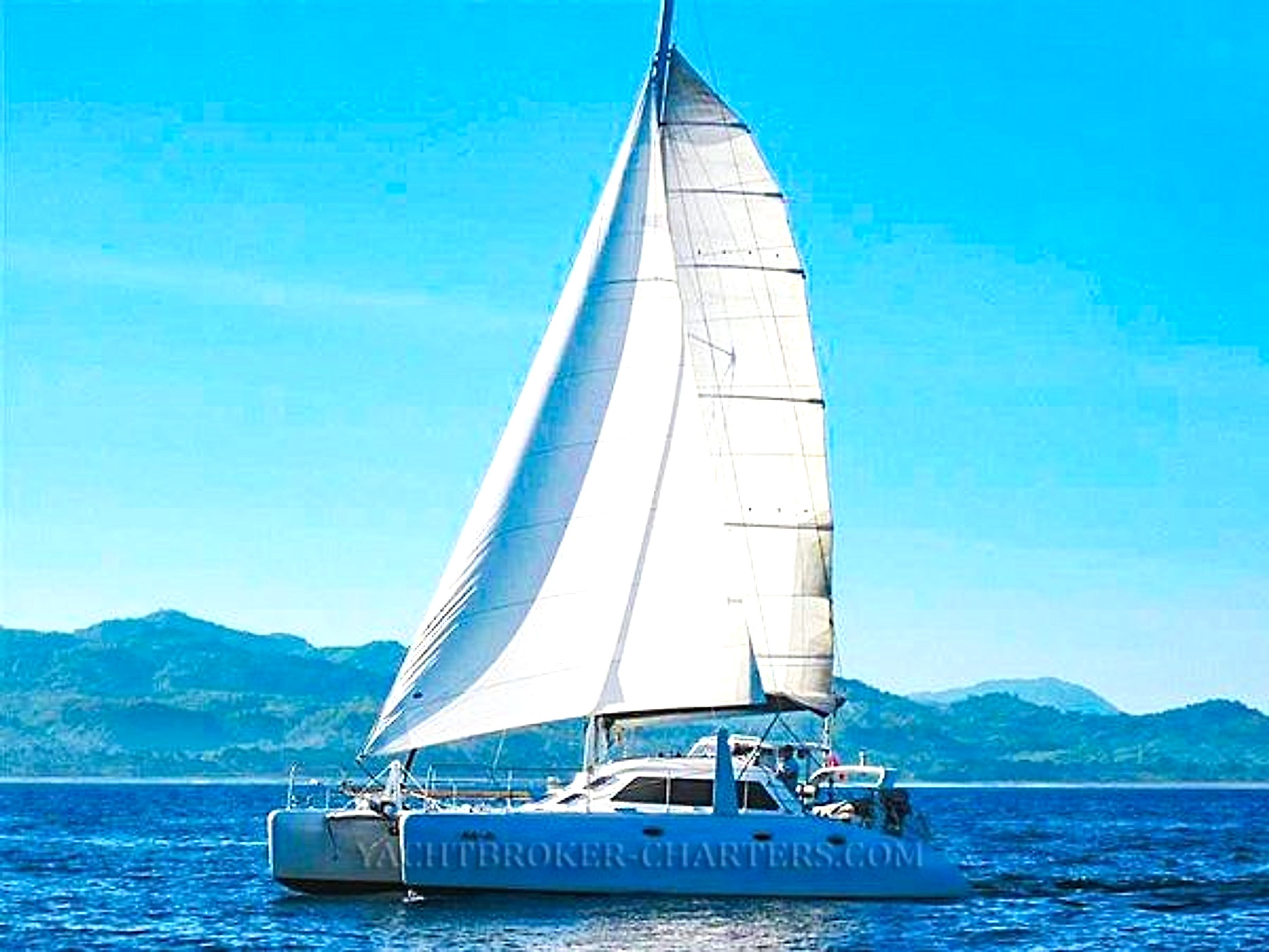 2011 Schionning 1190 for sale (photo 2)