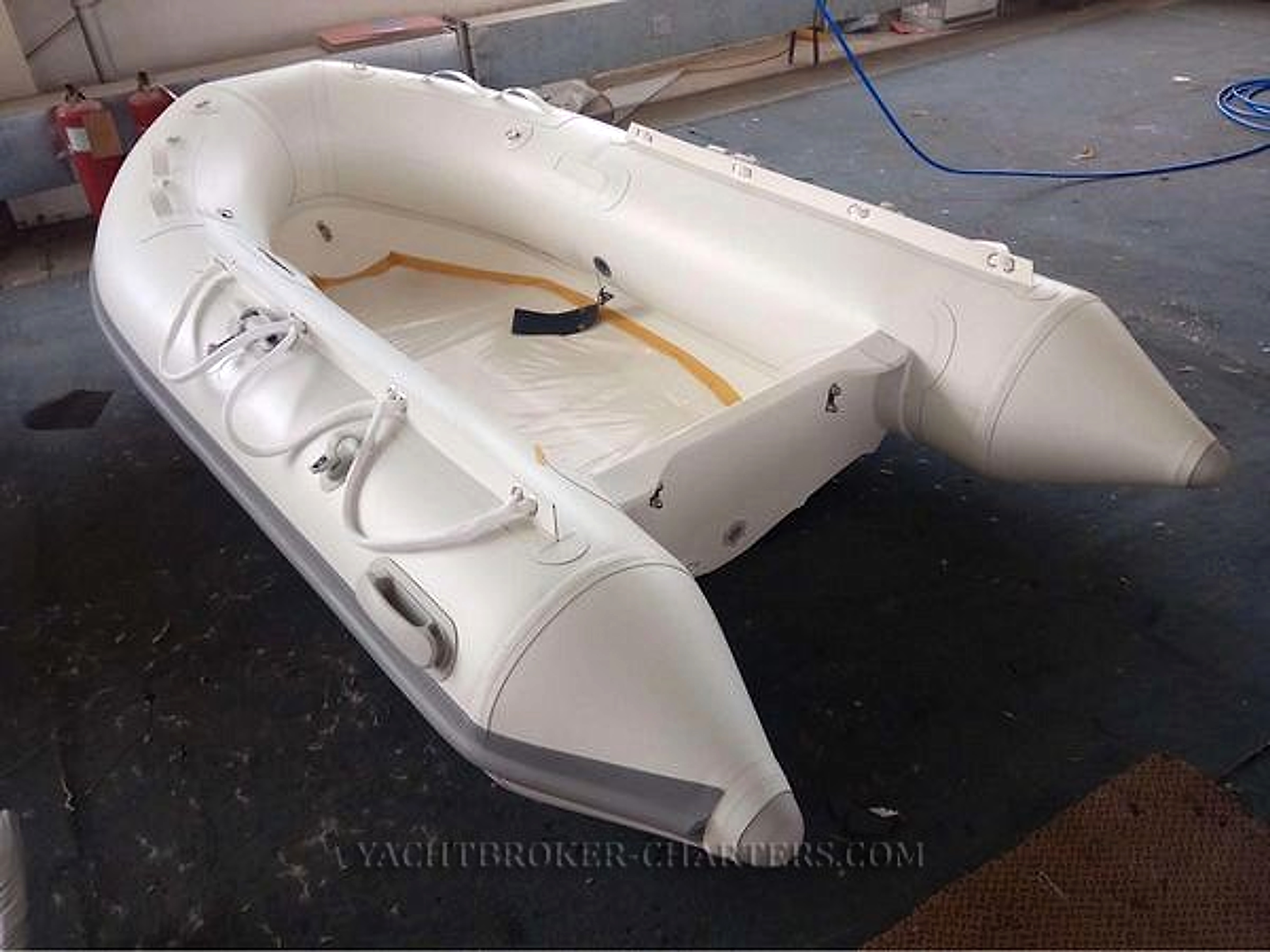 2011 Schionning 1190 for sale (photo 15)