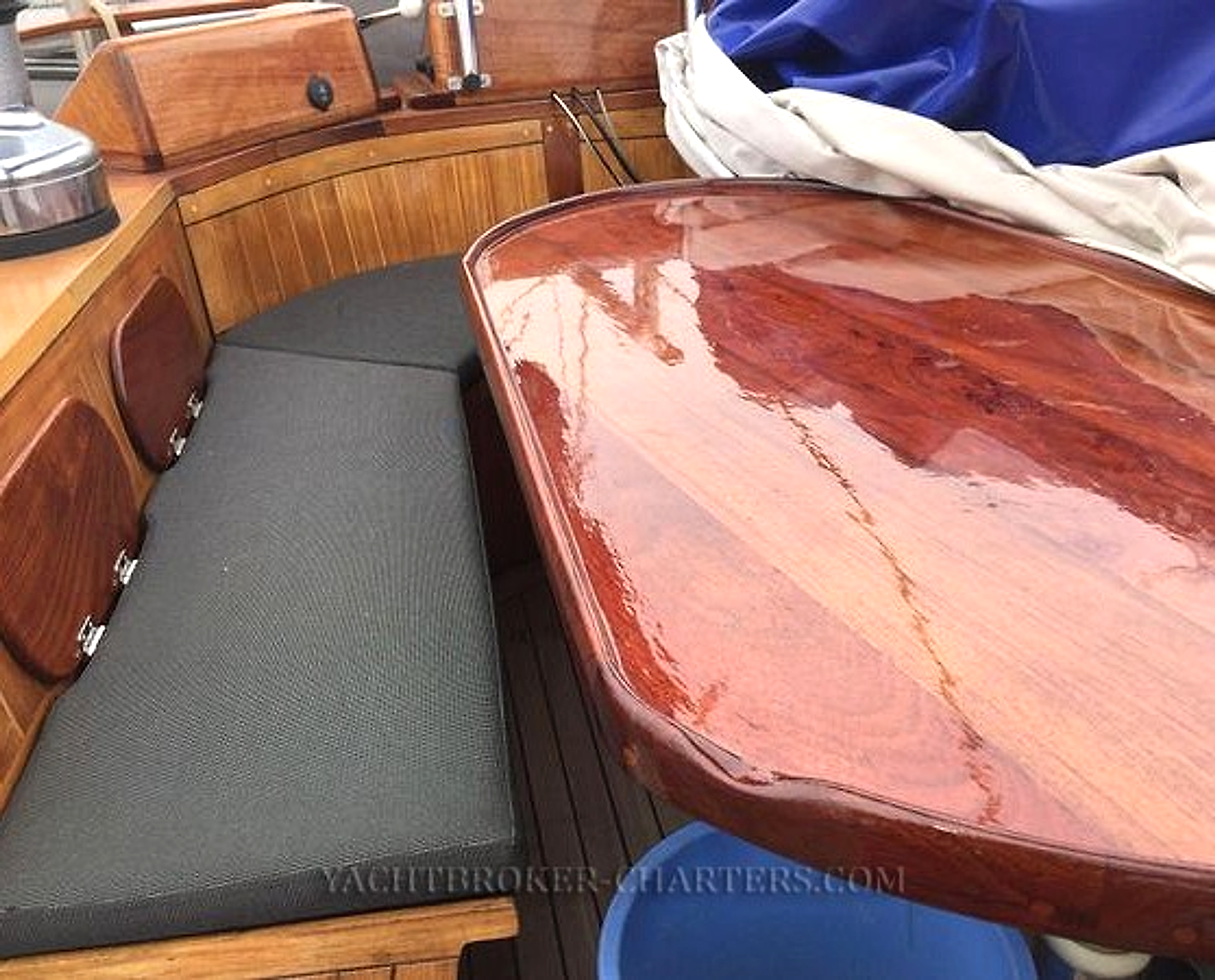 1974 Formosa 51 te koop (photo 38)