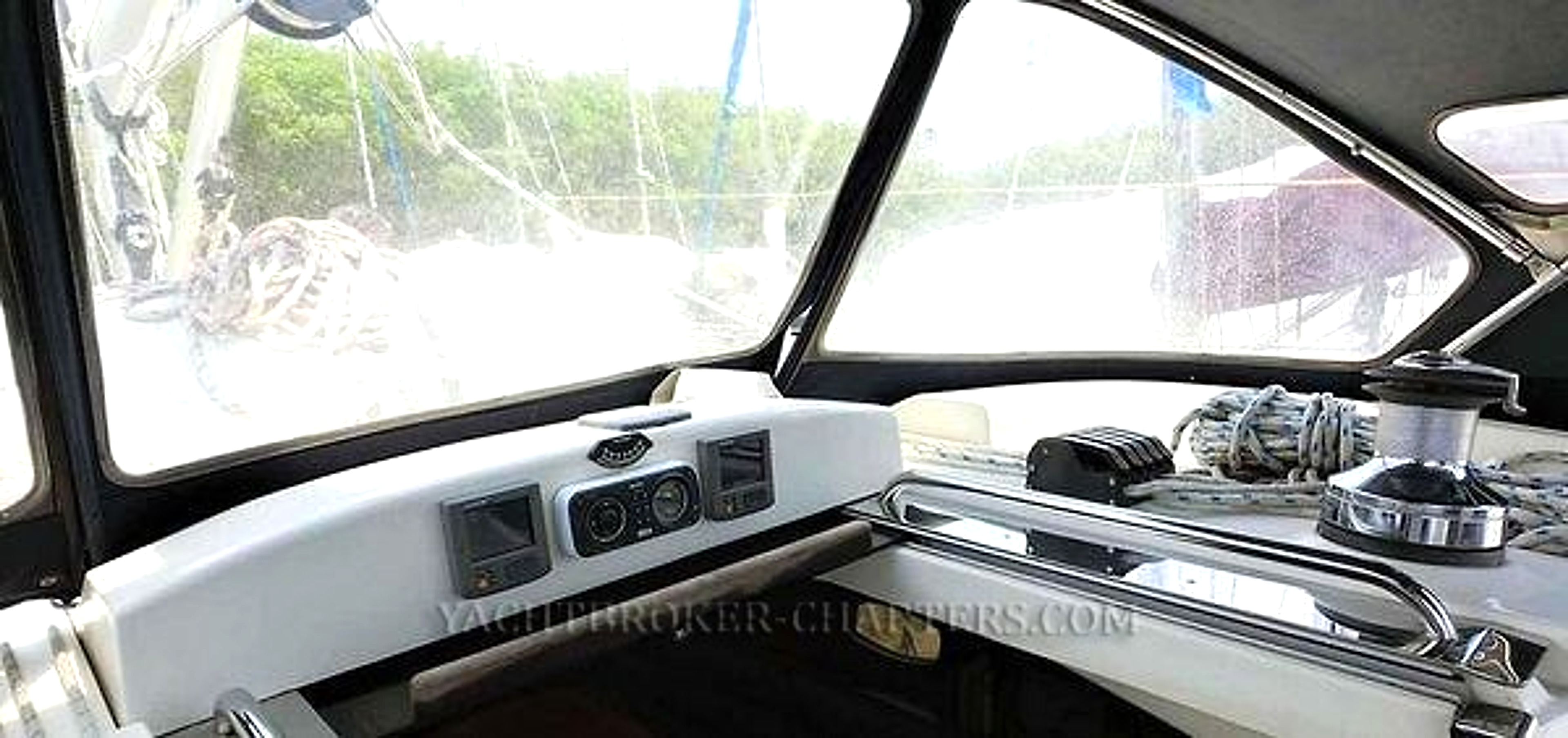 2010 Hunter 50 Center Cockpit te koop (photo 34)