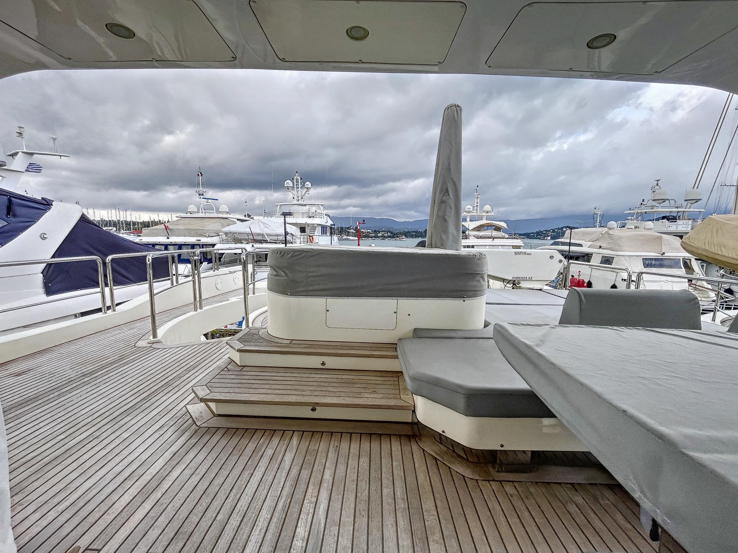 2007 Azimut 85F zu verkaufen (photo 3)