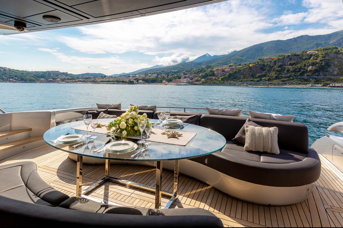 2015 Pershing 108 in vendita (photo 7)