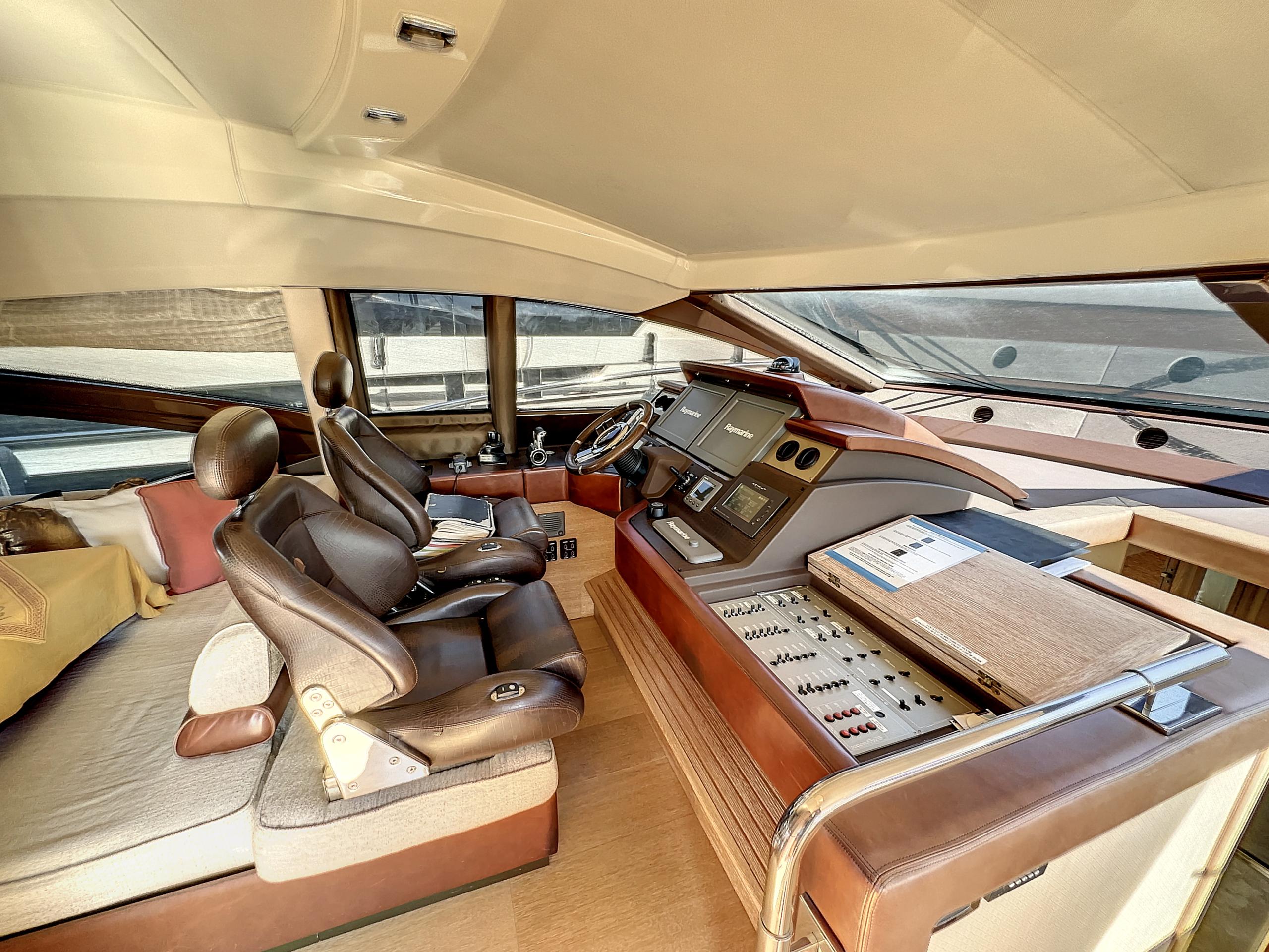 2009 Azimut 70 na sprzedaż (photo 17)