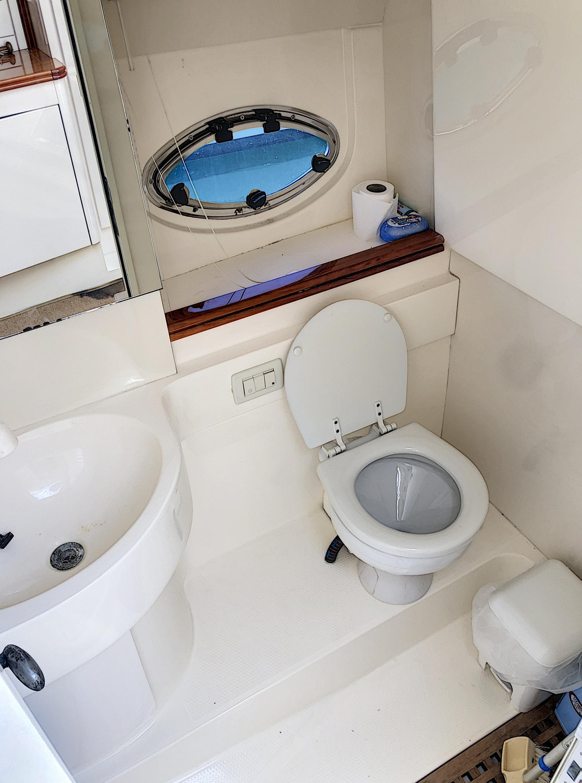 2005 Pershing 37 in vendita (photo 10)