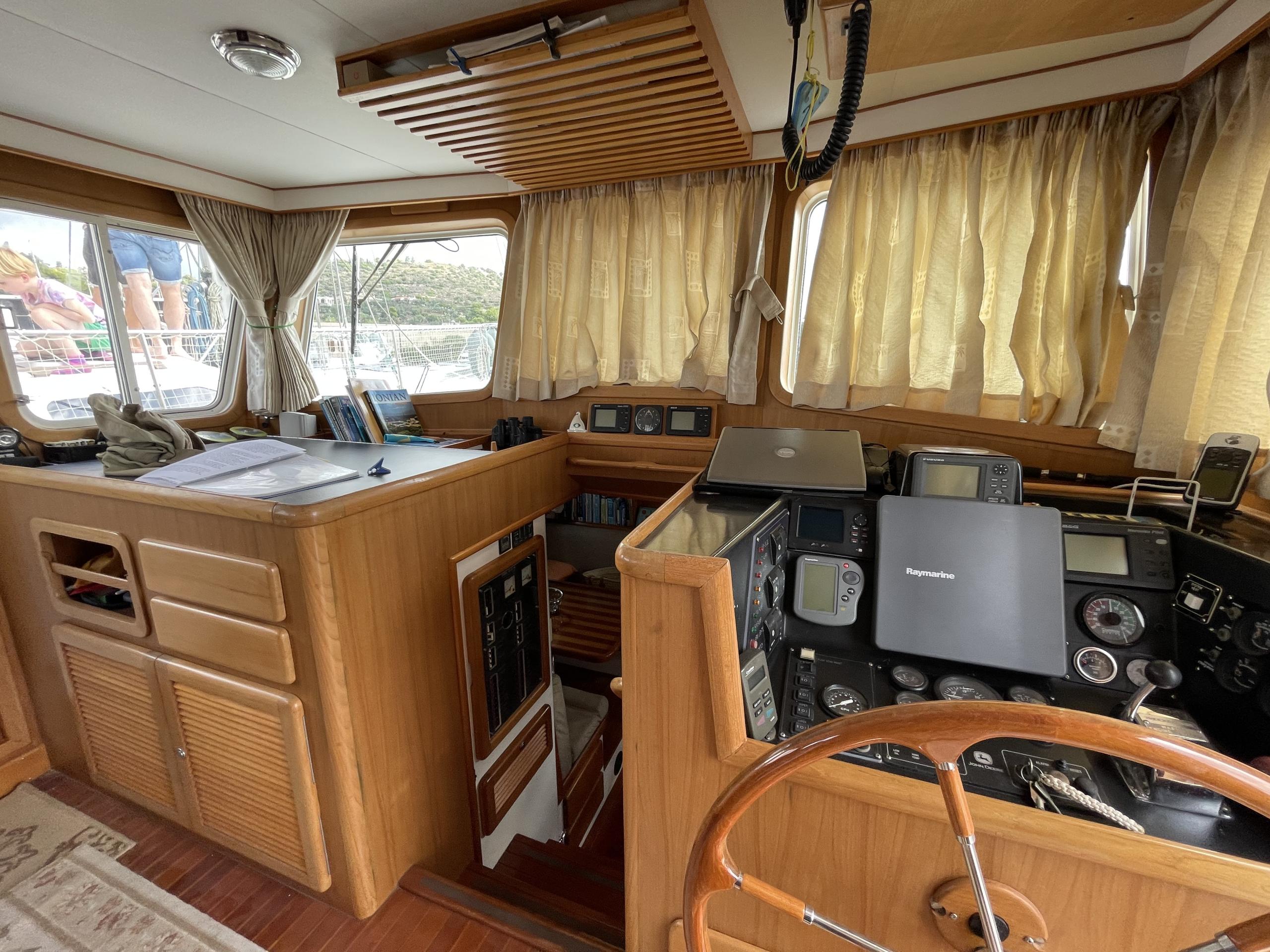 2003 Seahorse Duck 44 for sale (photo 5)