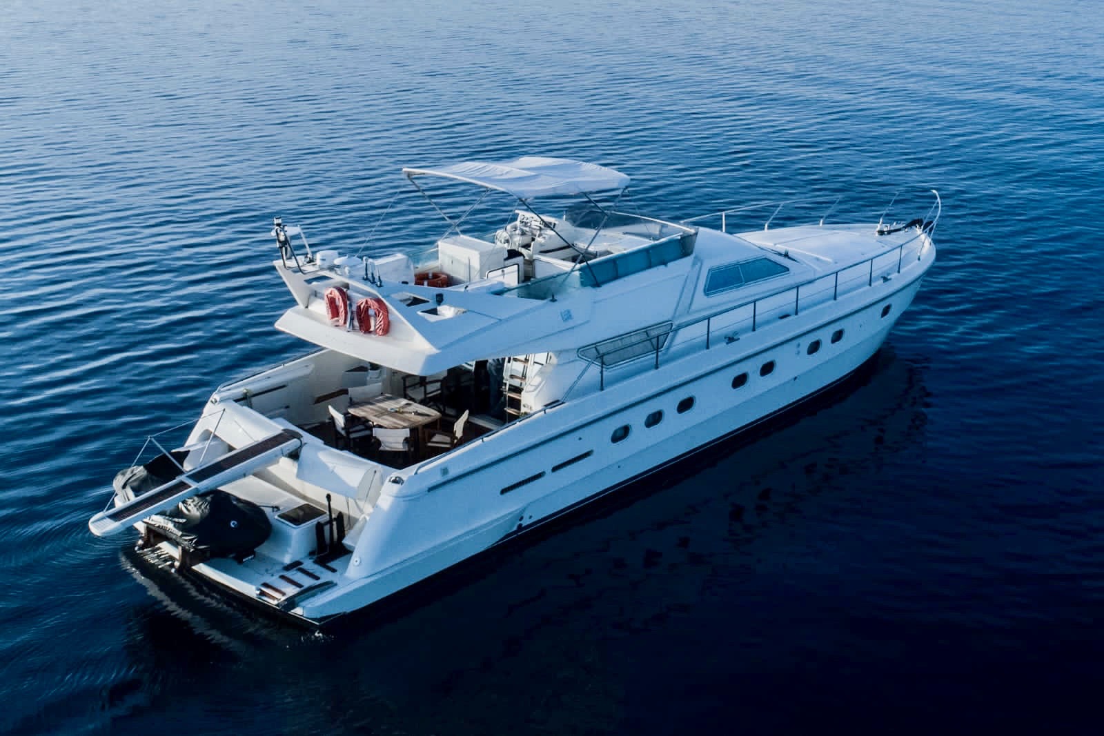 1998 Ferretti Yachts 620 for sale (photo 2)