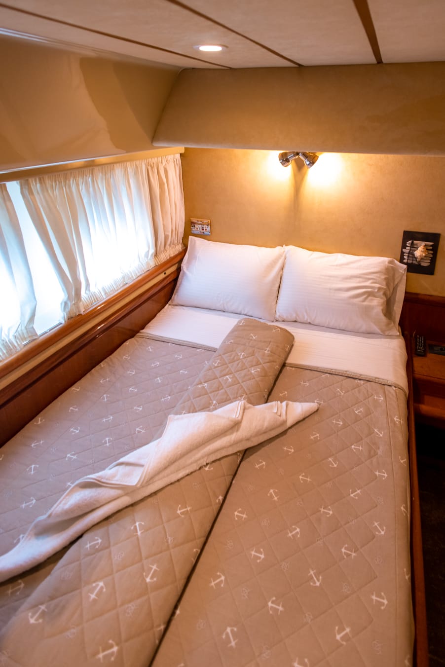 1998 Ferretti Yachts 620 for sale (photo 9)