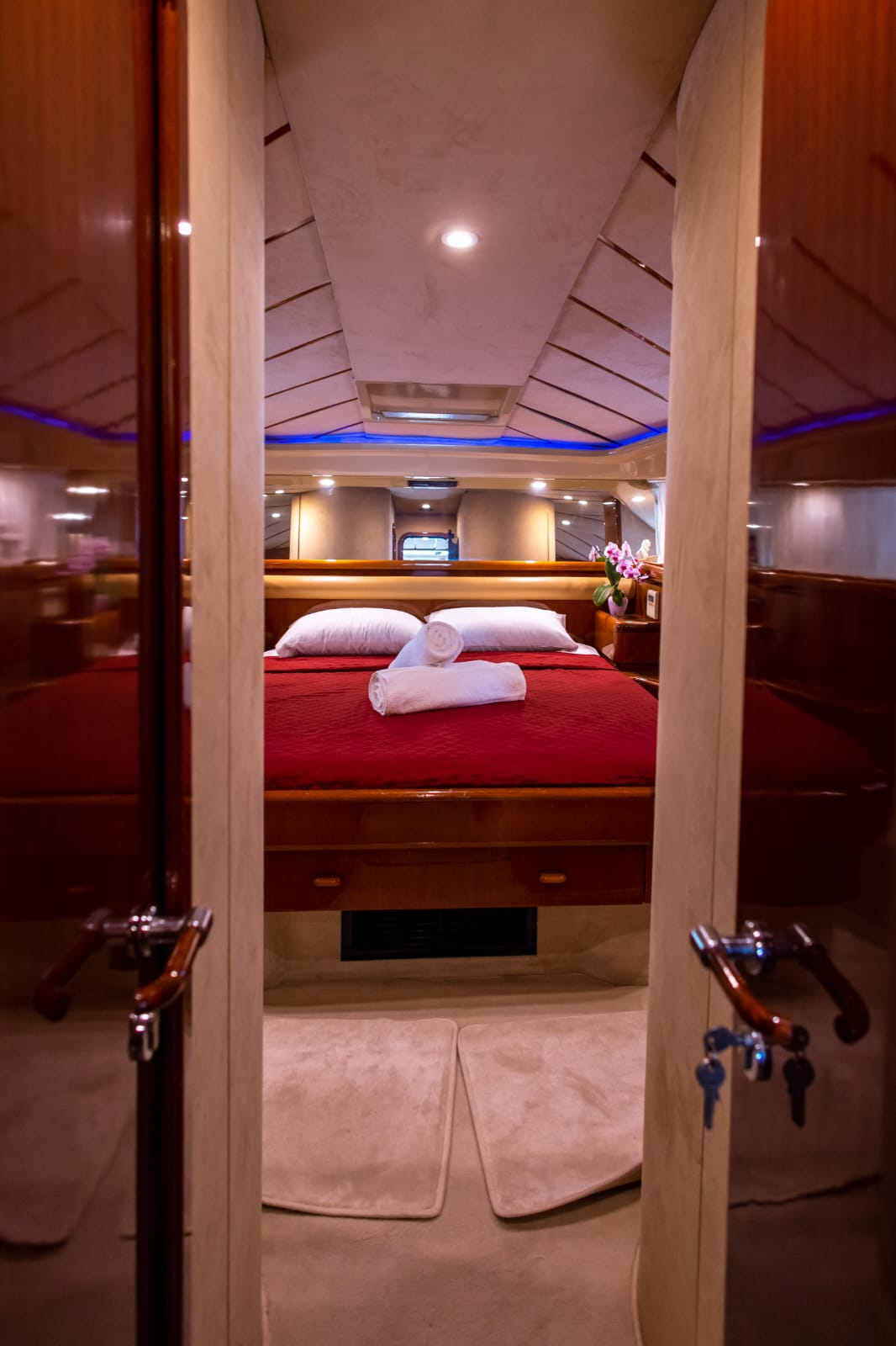 1998 Ferretti Yachts 620 for sale (photo 10)
