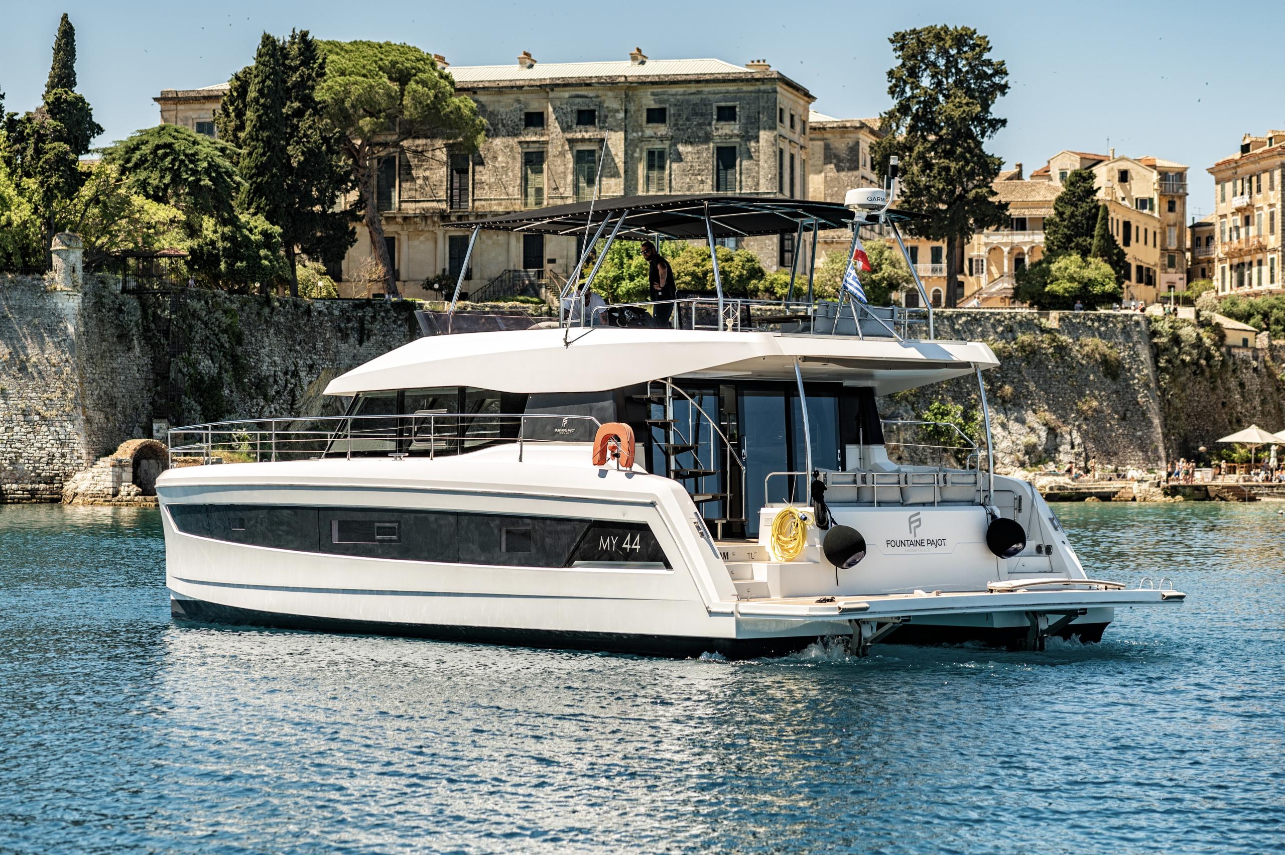 2018 Fountaine Pajot MY 44 te koop (photo 3)