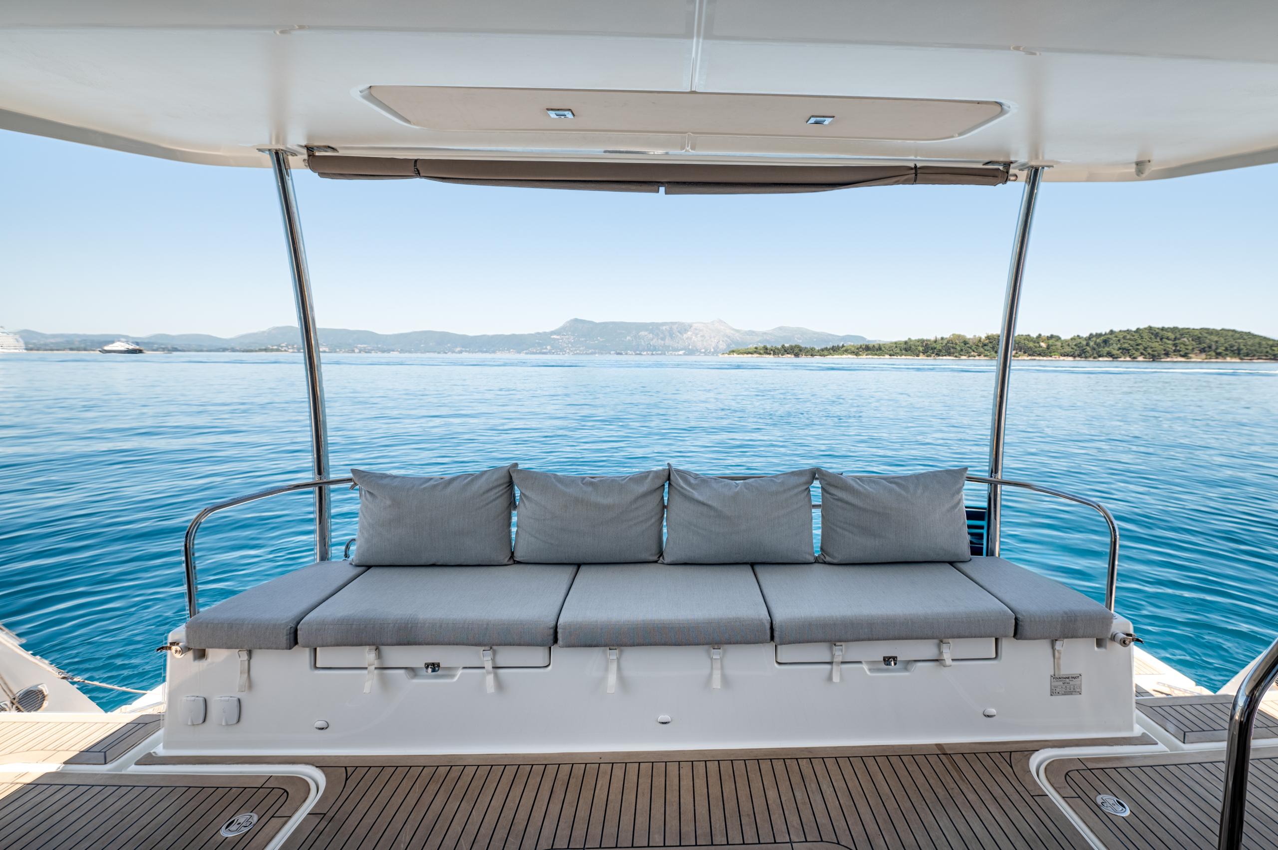 2018 Fountaine Pajot MY 44 te koop (photo 4)
