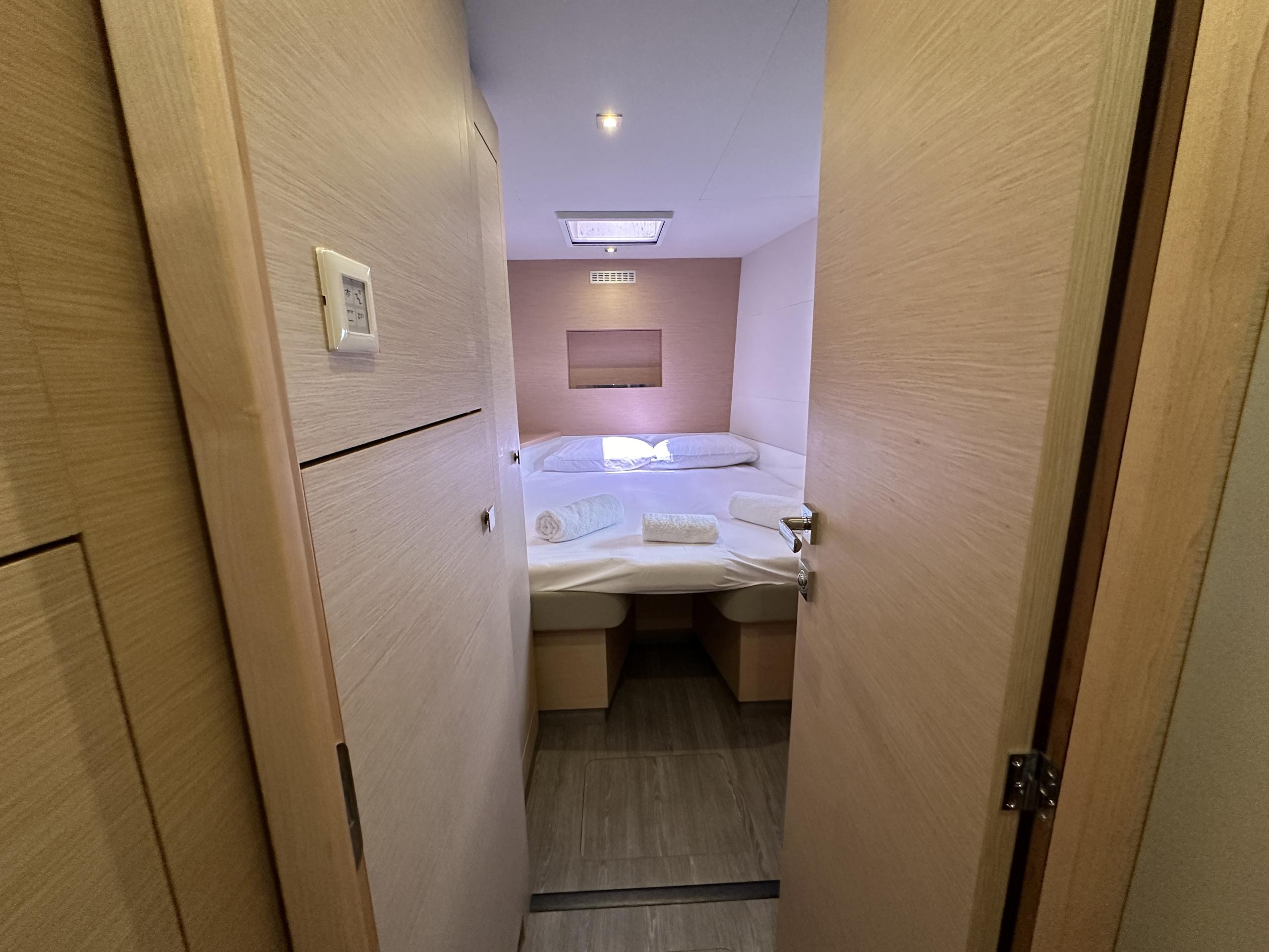 2018 Fountaine Pajot MY 44 te koop (photo 16)