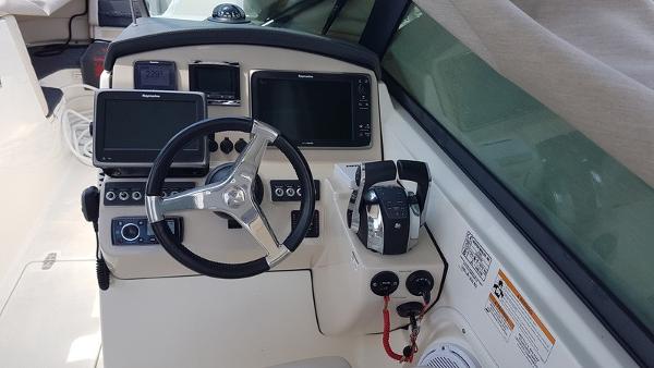 2015 Boston Whaler 270 Vantage zu verkaufen (photo 6)