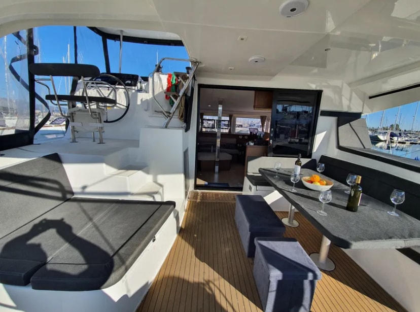 2018 Lagoon 42 for sale (photo 9)
