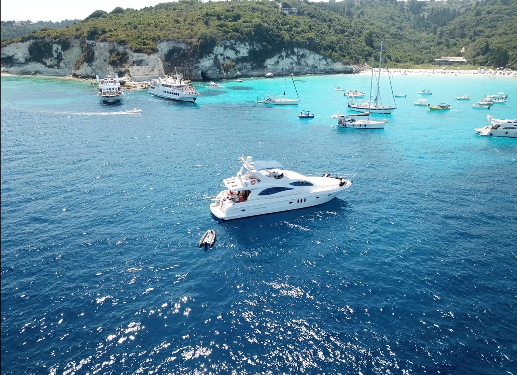 2010 Majesty Yachts 66 Flybridge à vendre (photo 2)