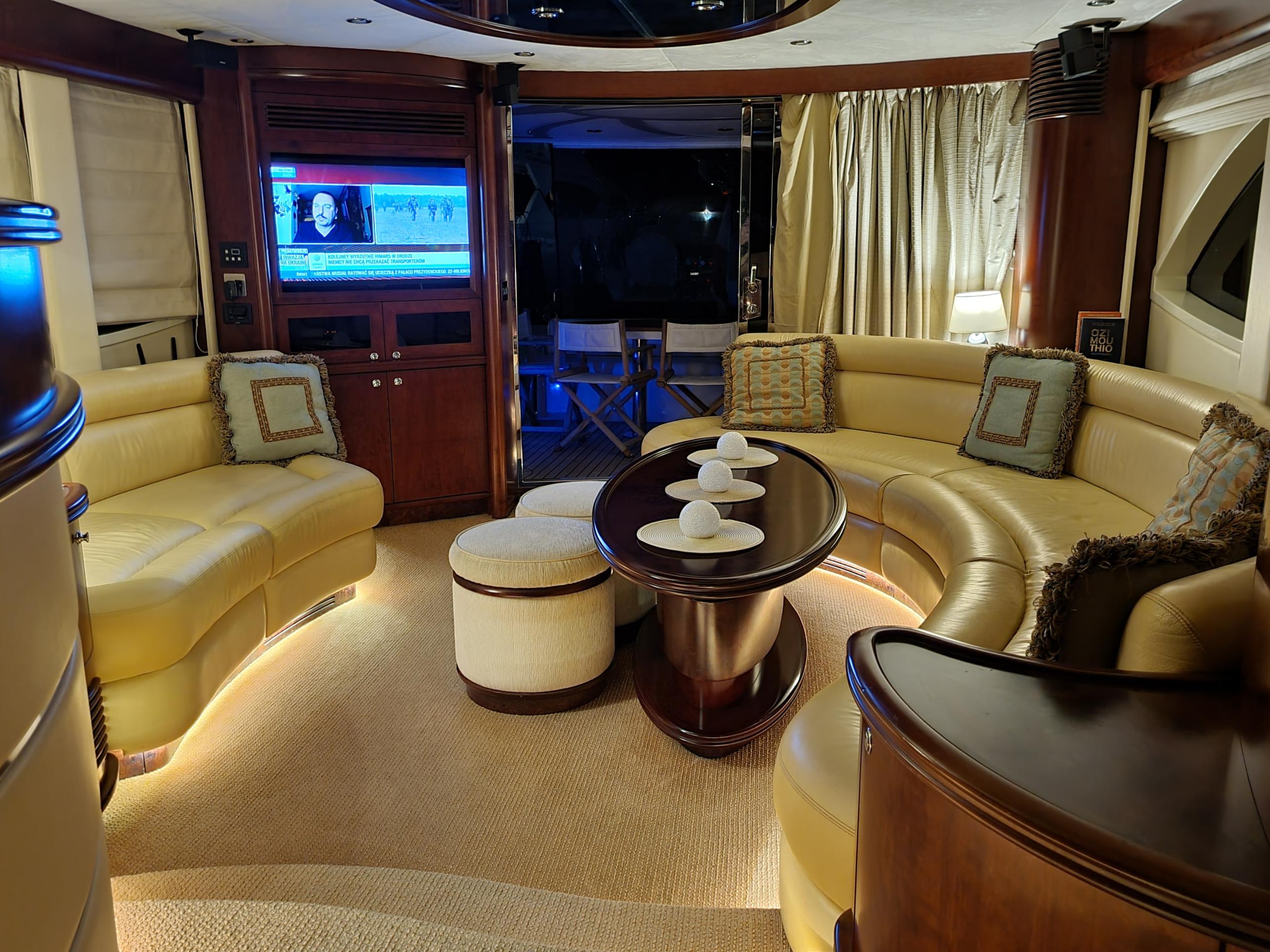 2010 Majesty Yachts 66 Flybridge à vendre (photo 15)