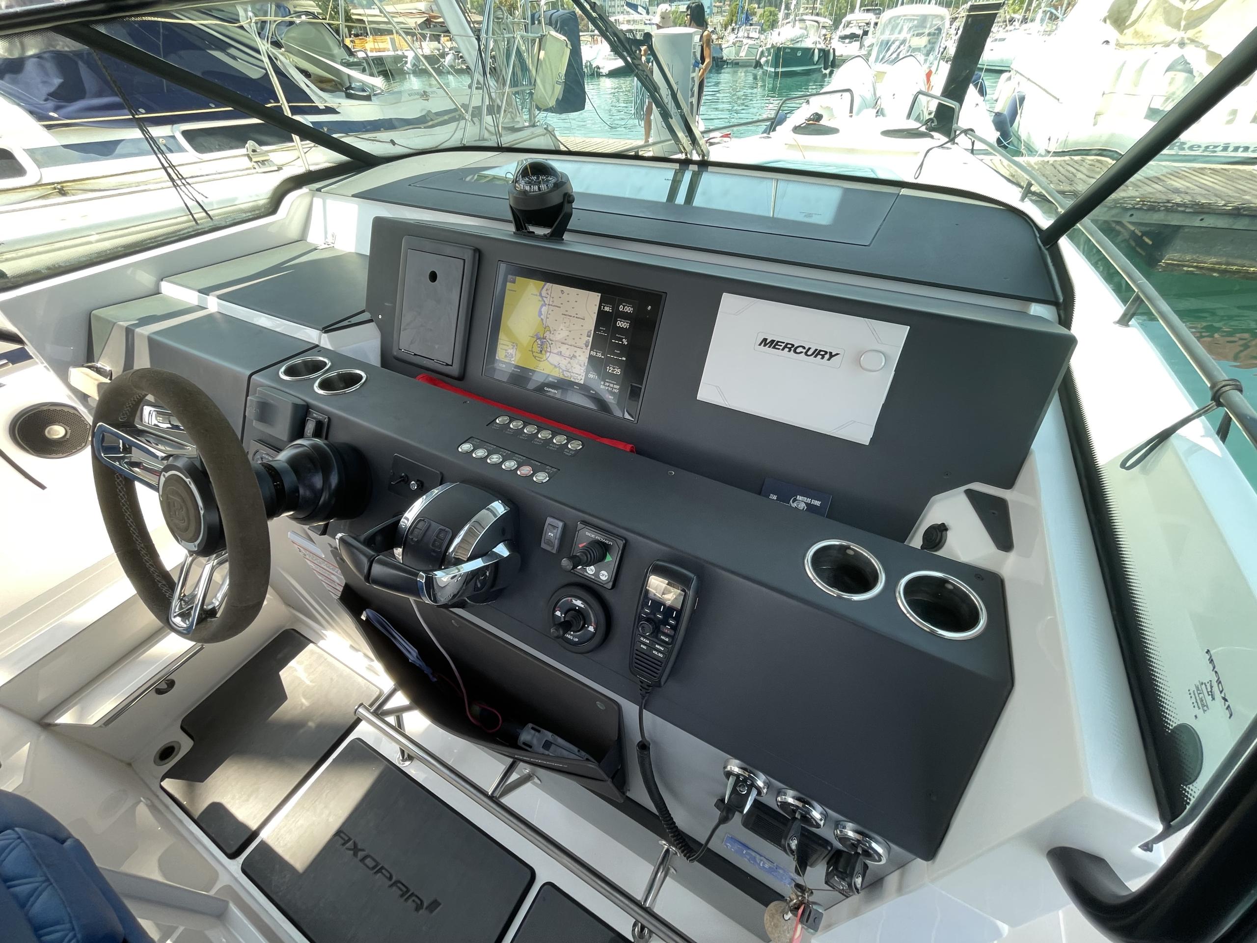 2019 Axopar 37 ST Brabus Line en venta (photo 10)