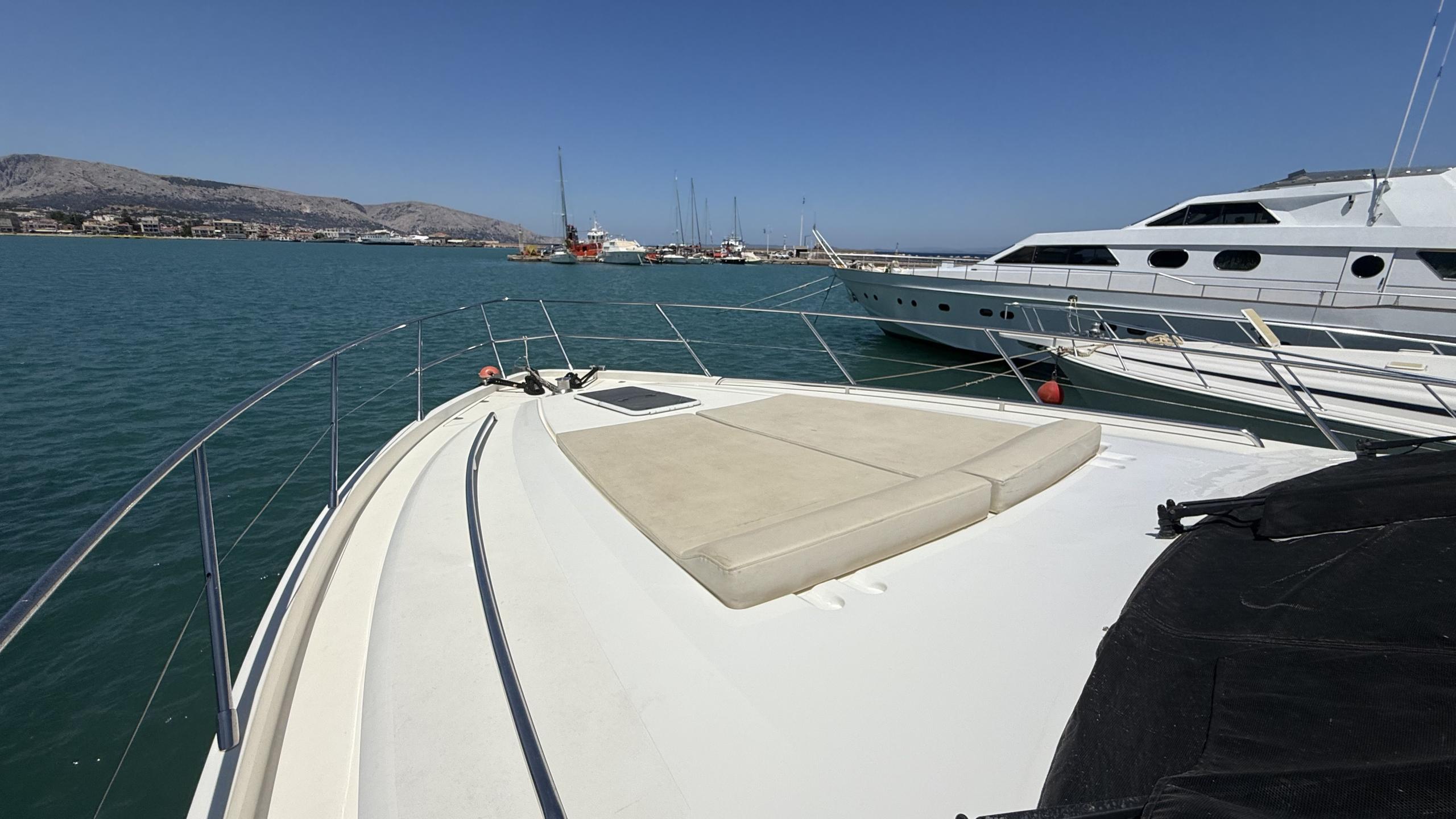 2010 Princess 62 for sale (photo 4)