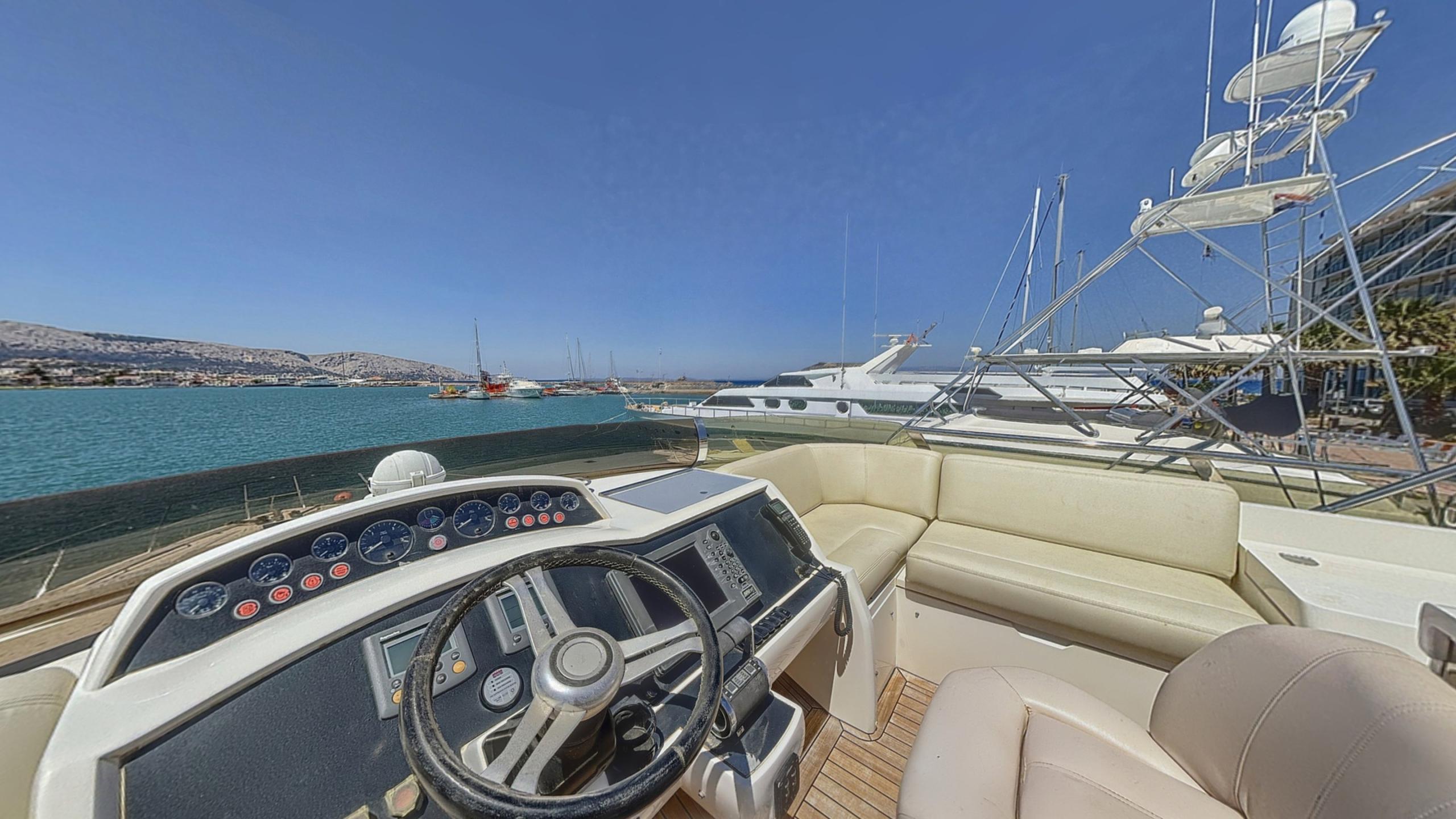 2010 Princess 62 for sale (photo 6)