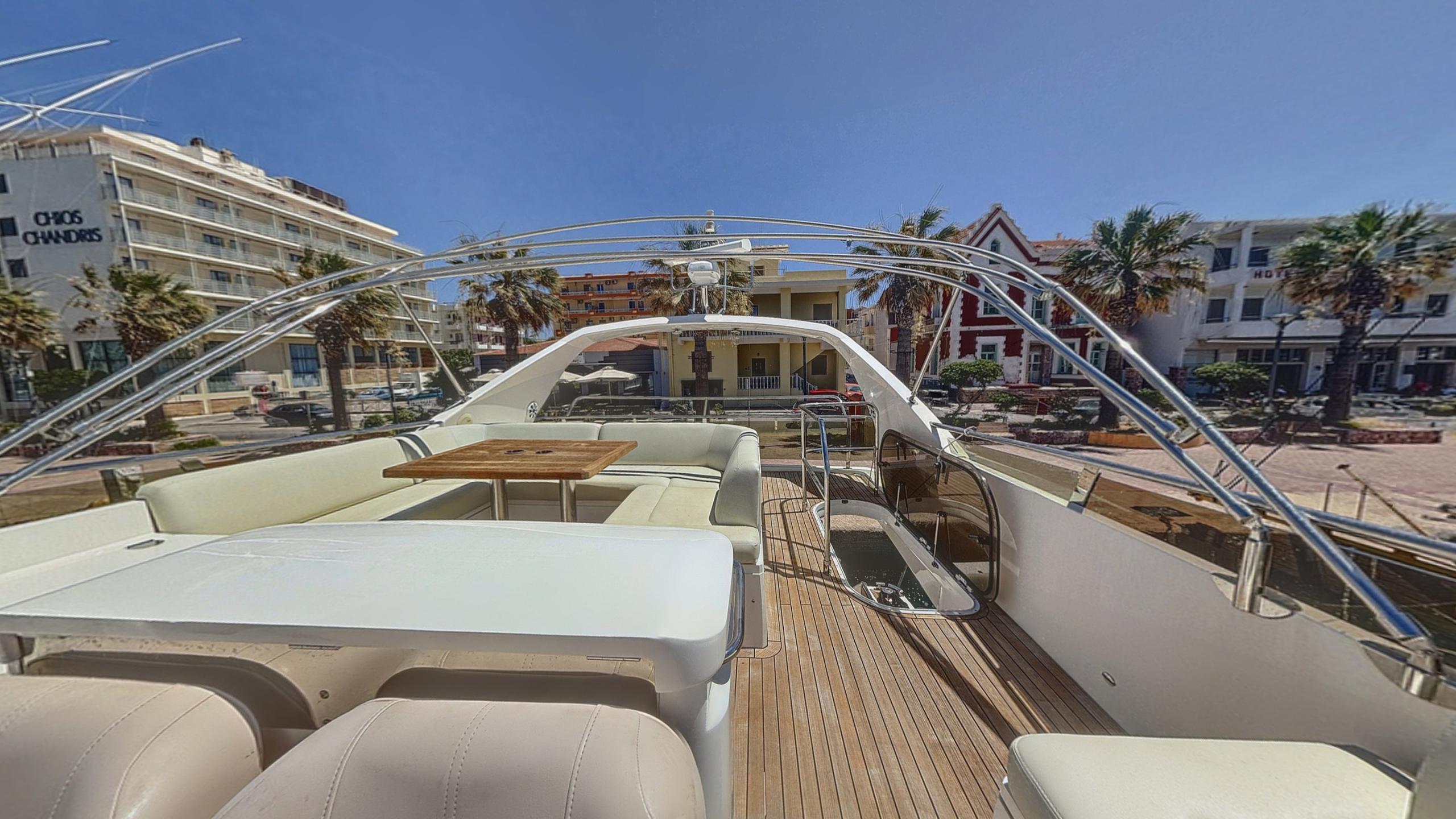 2010 Princess 62 for sale (photo 8)