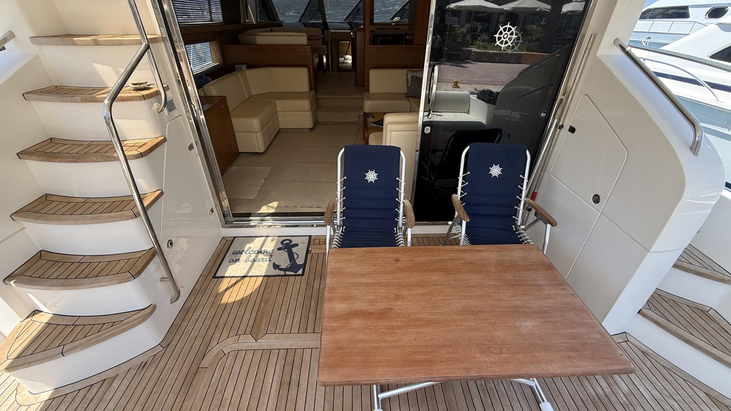 2010 Princess 62 for sale (photo 10)