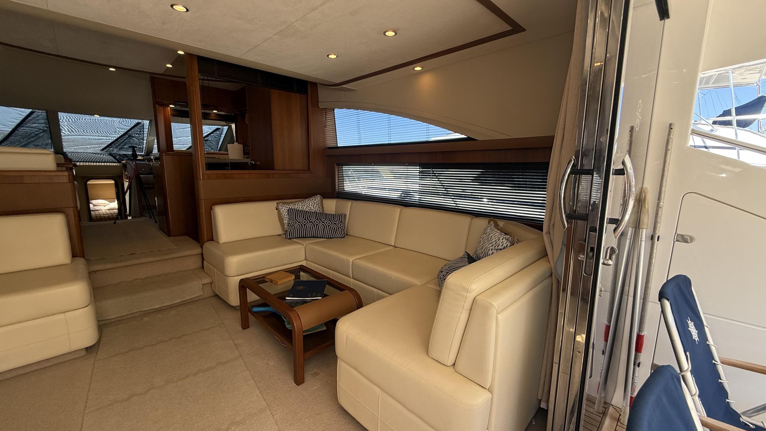 2010 Princess 62 for sale (photo 13)