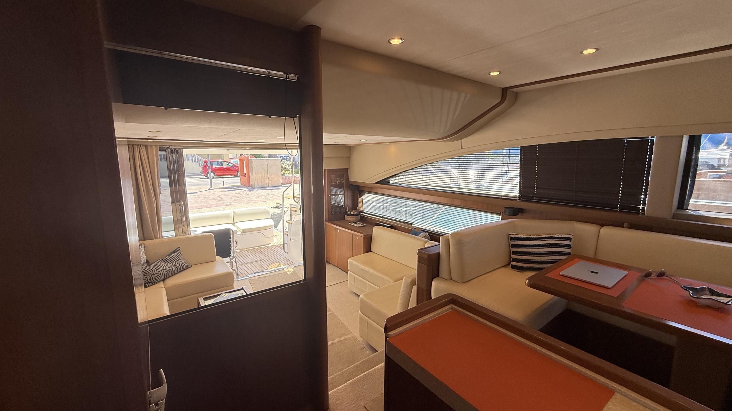 2010 Princess 62 for sale (photo 15)
