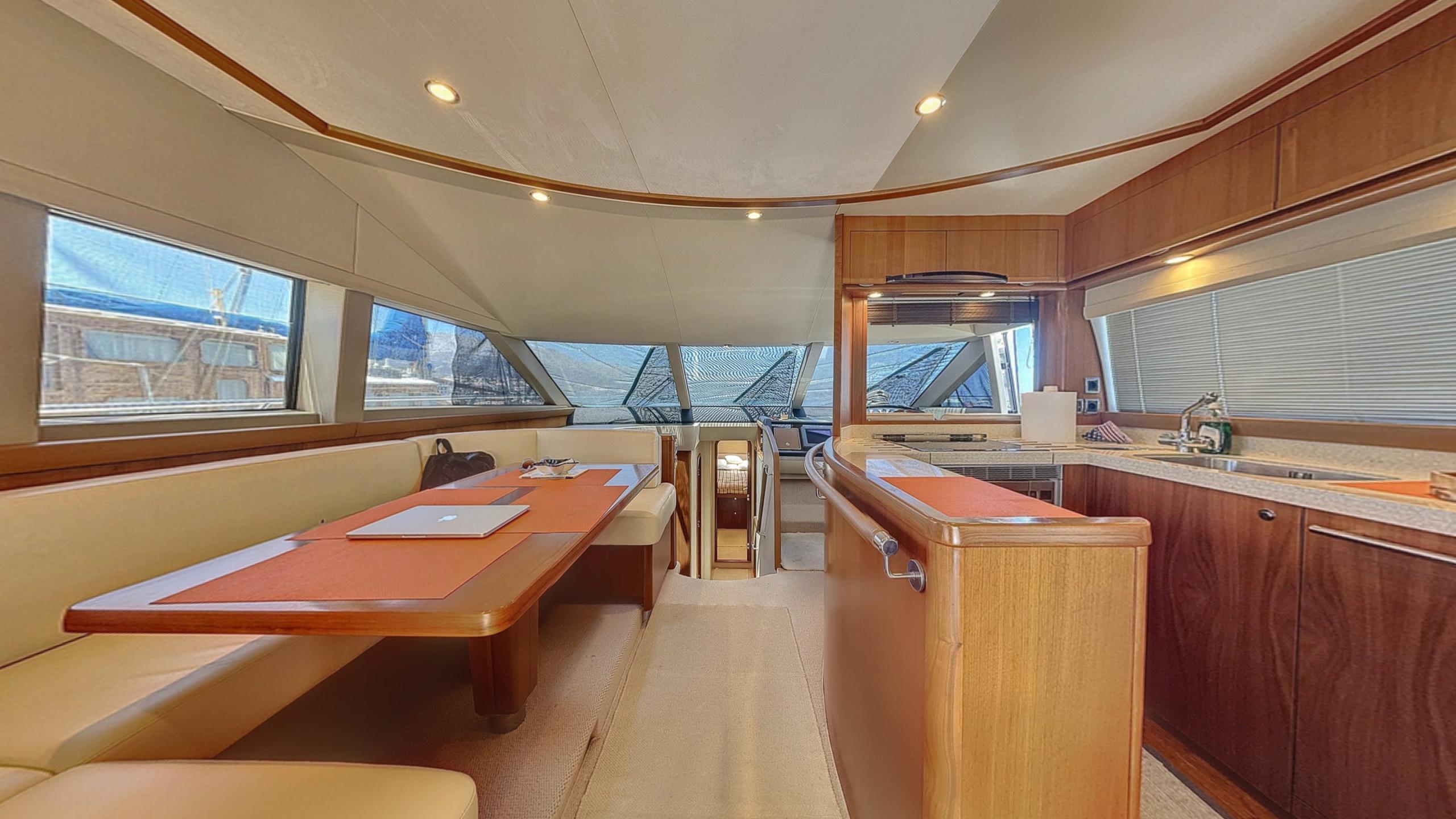 2010 Princess 62 for sale (photo 16)