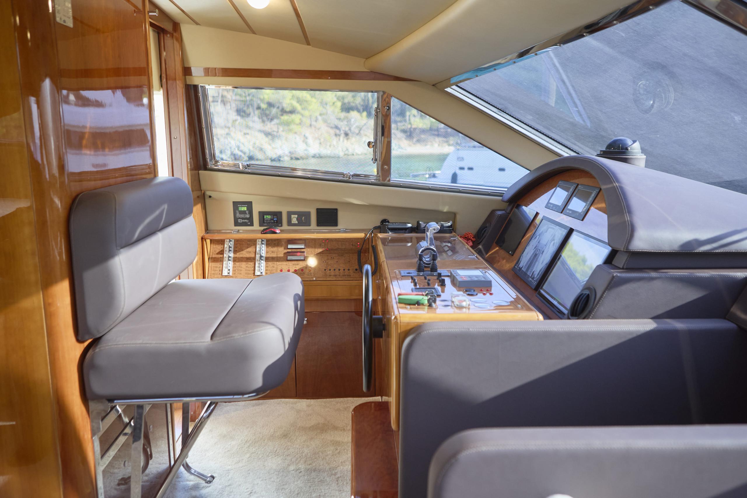 2004 Ferretti Yachts 680 à vendre (photo 31)