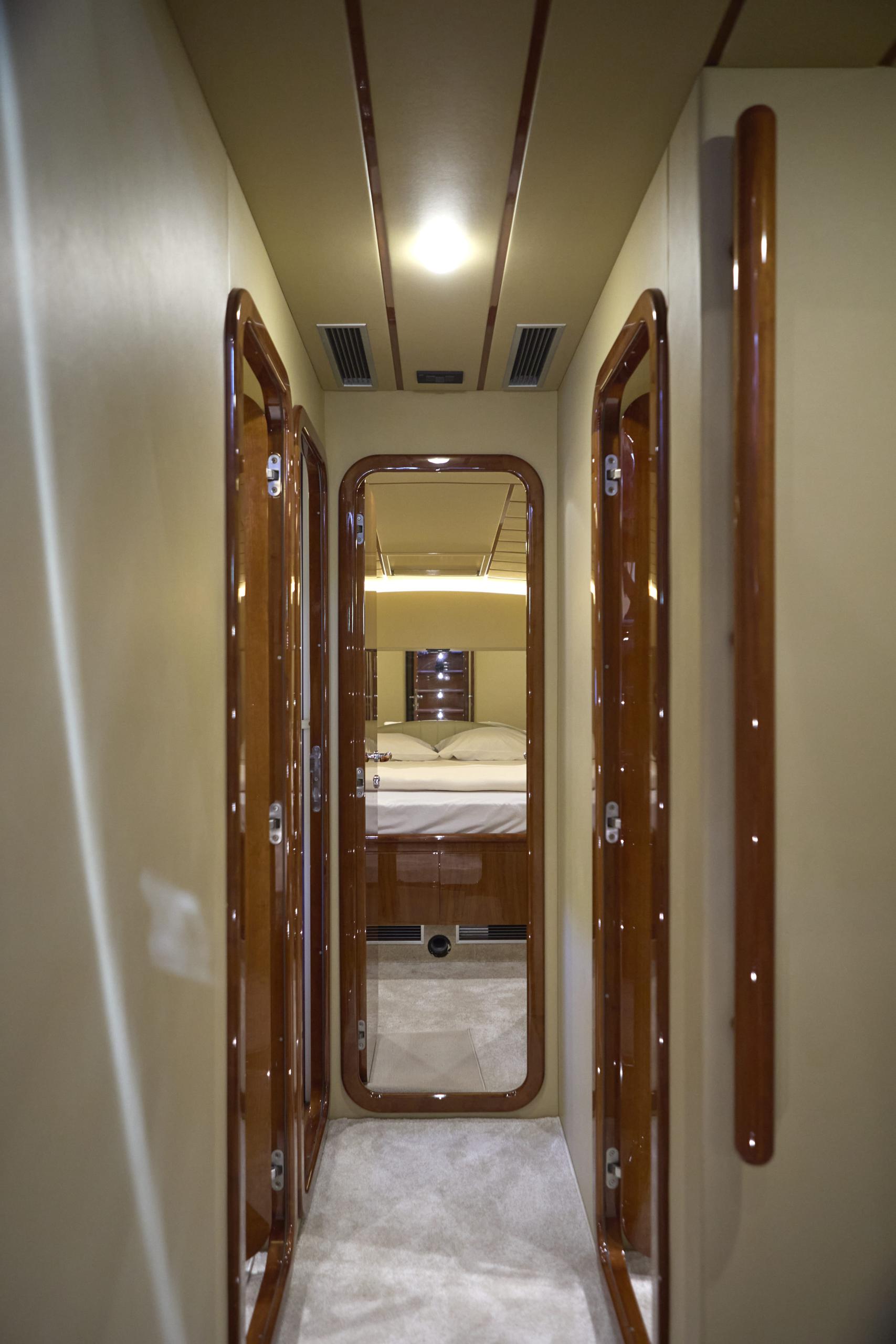 2004 Ferretti Yachts 680 à vendre (photo 35)