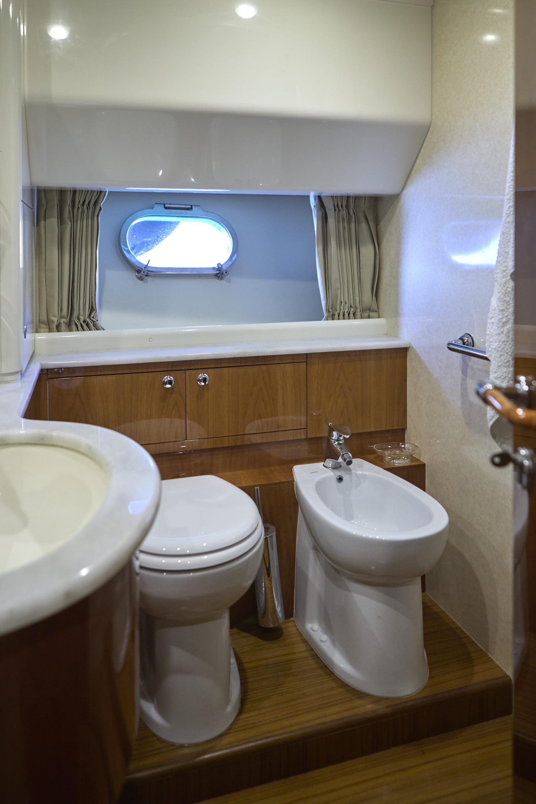2004 Ferretti Yachts 680 à vendre (photo 41)