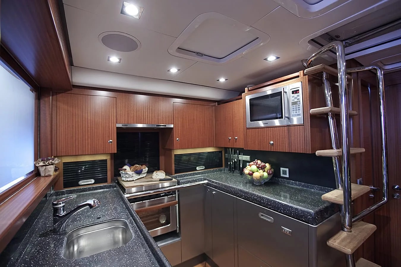 2010 Alia Yachts AIYANA in vendita (photo 11)